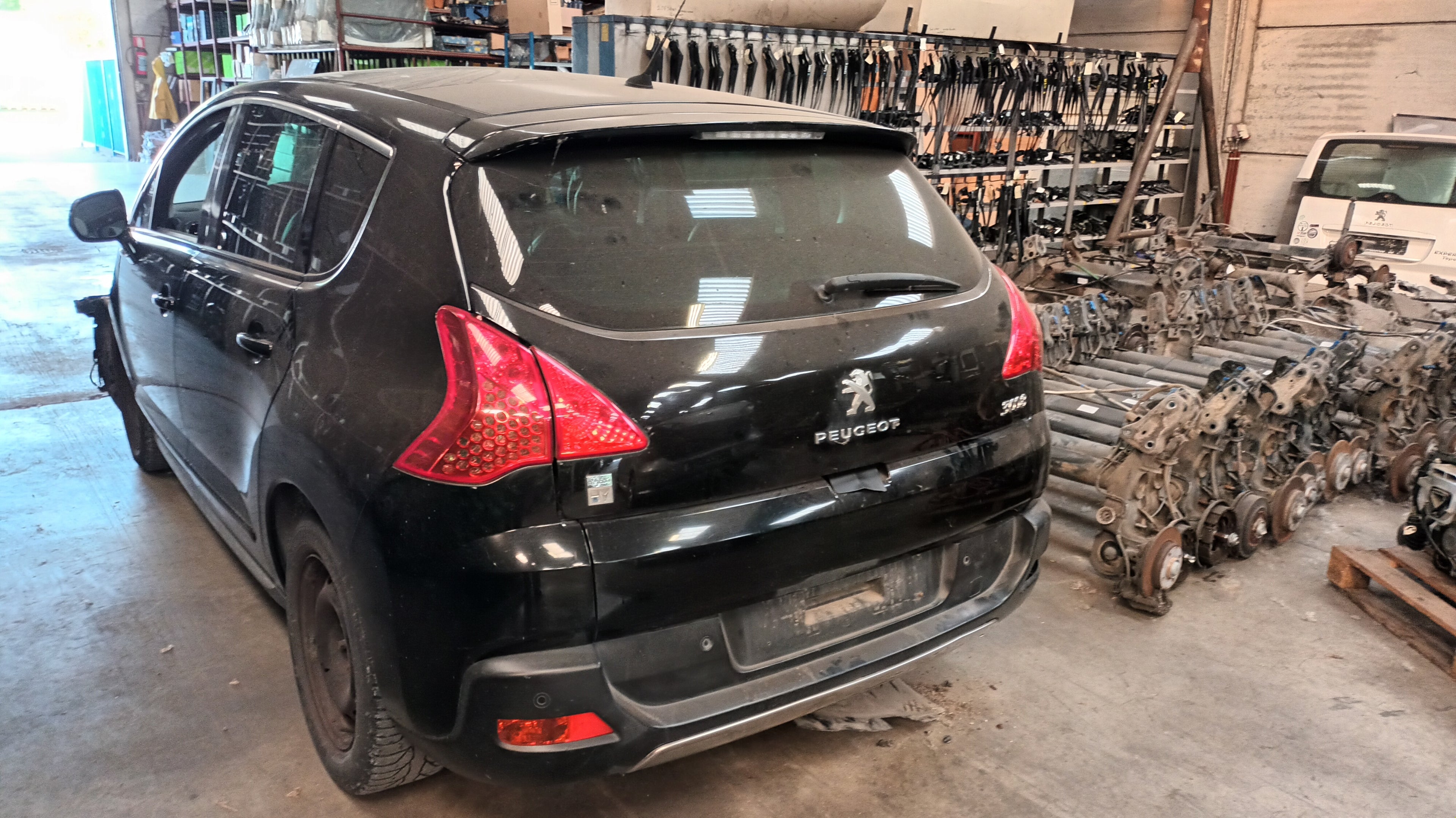 PEUGEOT 3008 T84