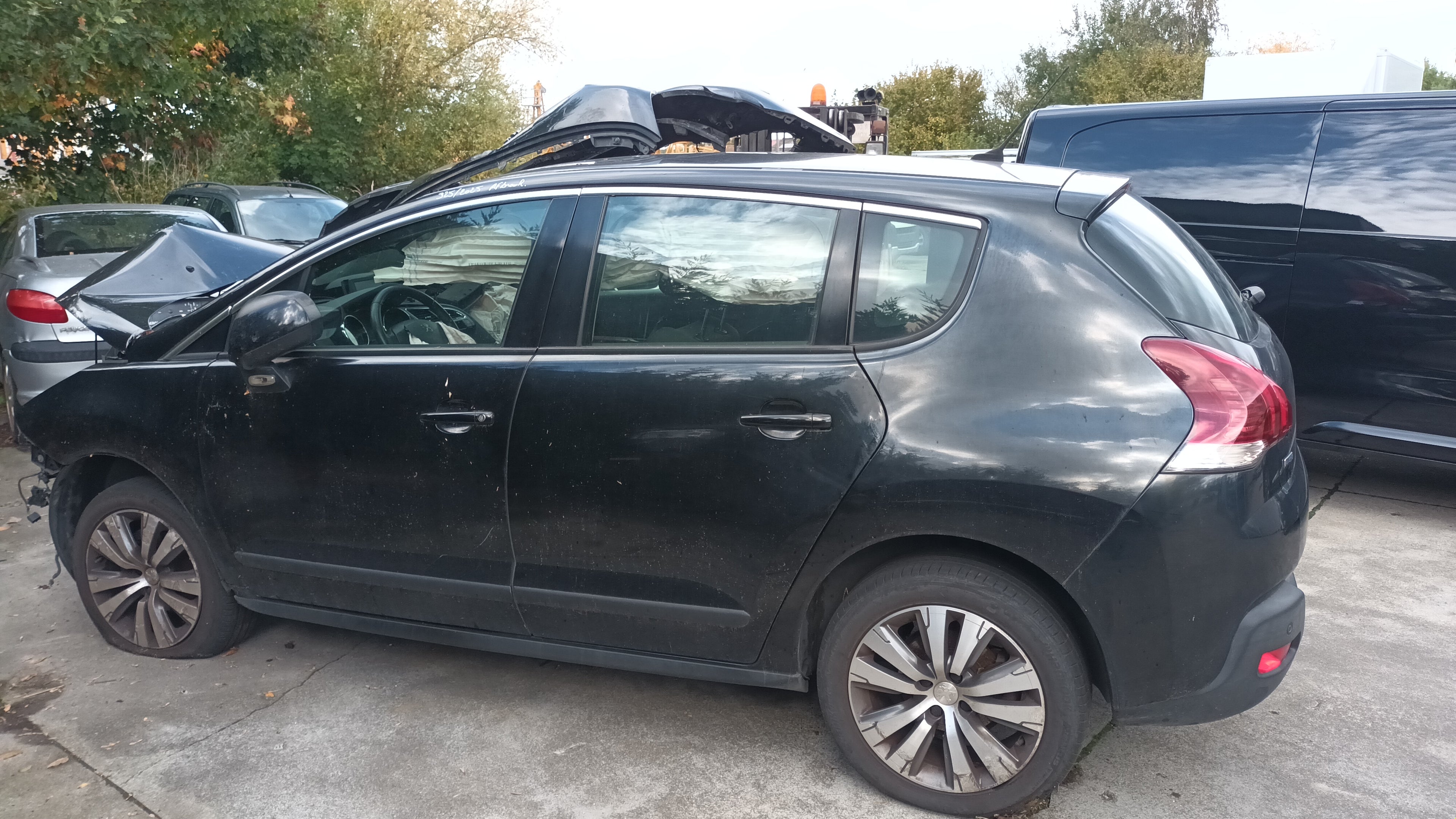 PEUGEOT 3008 T84