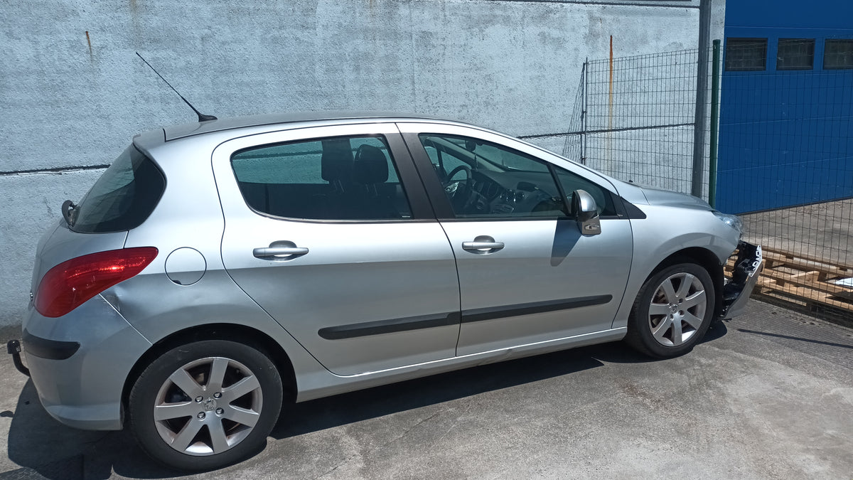 PEUGEOT 308 T7