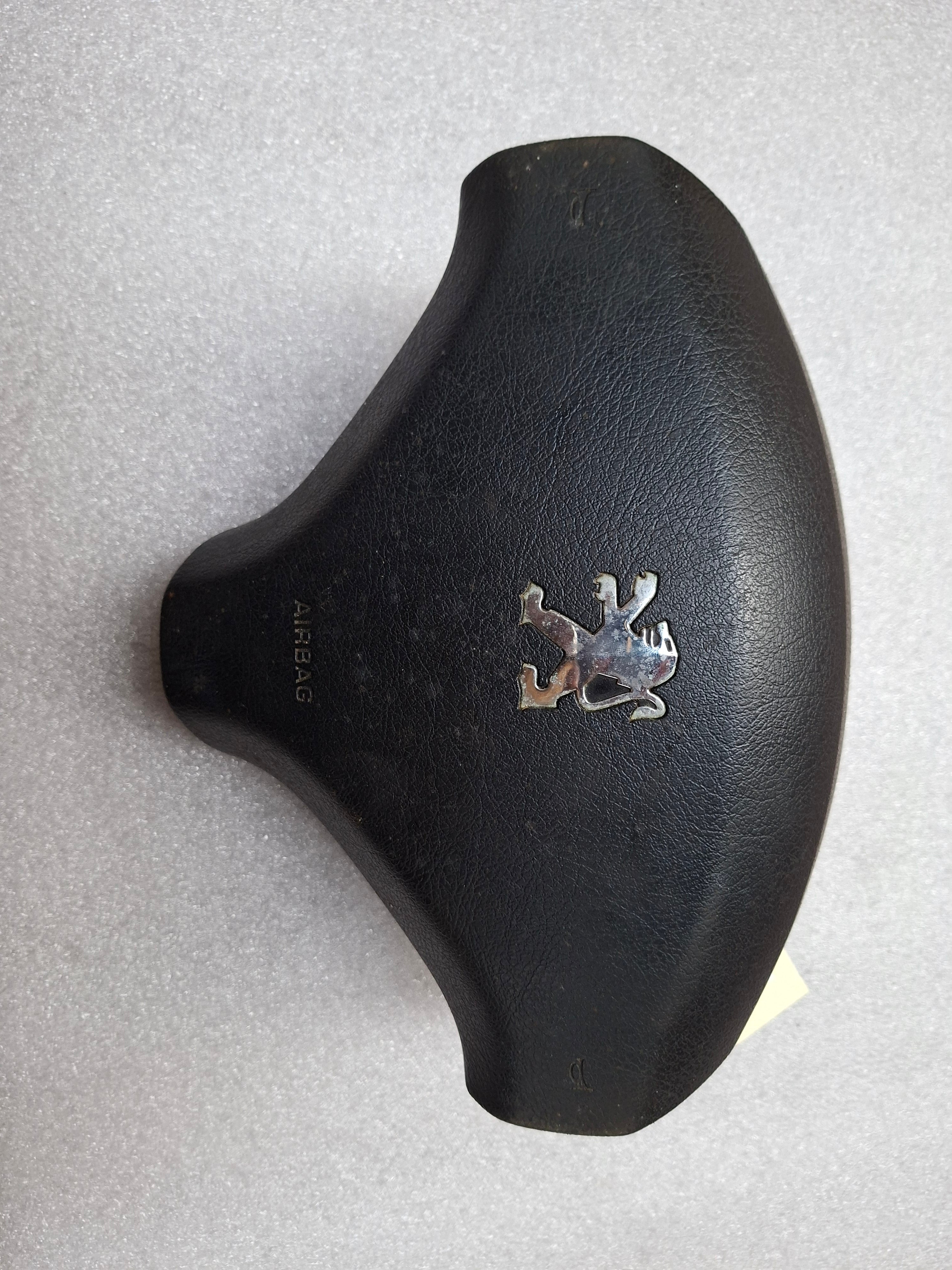 Originele tweedehands stuurairbag Peugeot 308 T7 - geïntegreerd in stuurwiel - OEM (4112 LA)