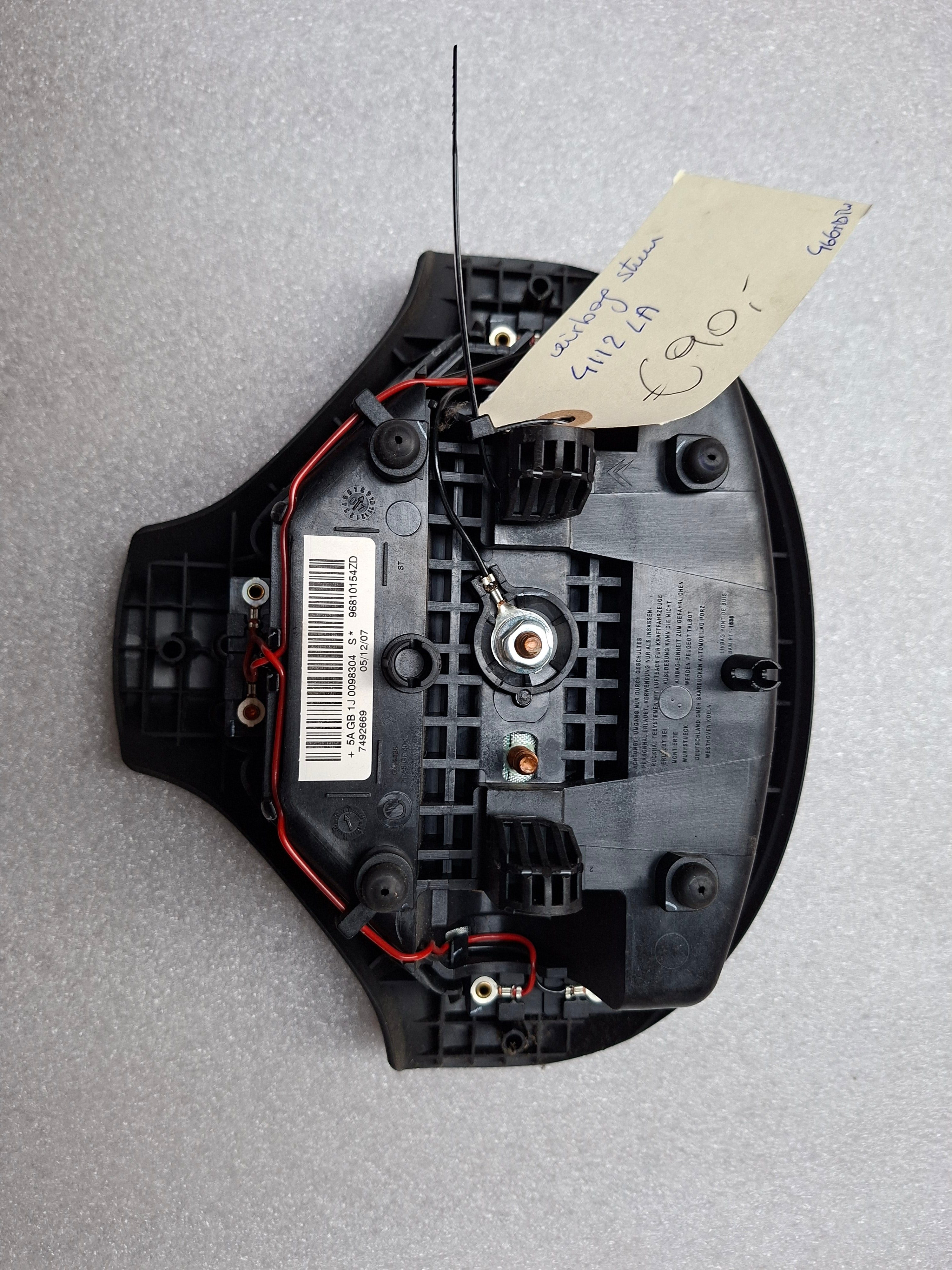 Originele tweedehands stuurairbag Peugeot 308 T7 - geïntegreerd in stuurwiel - OEM (4112 LA)