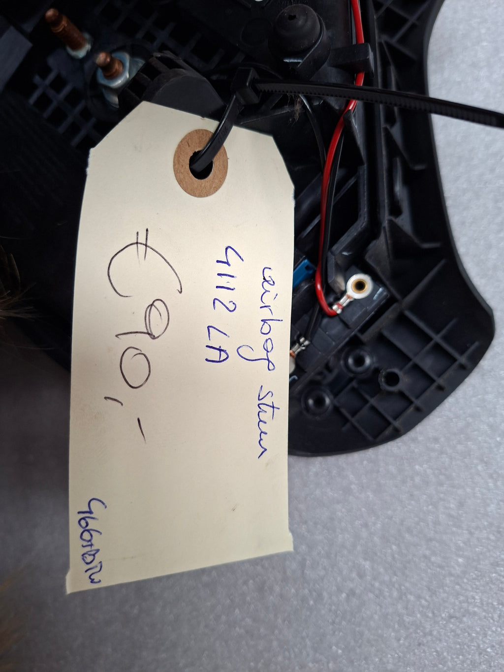 Originele tweedehands stuurairbag Peugeot 308 T7 - geïntegreerd in stuurwiel - OEM (4112 LA)