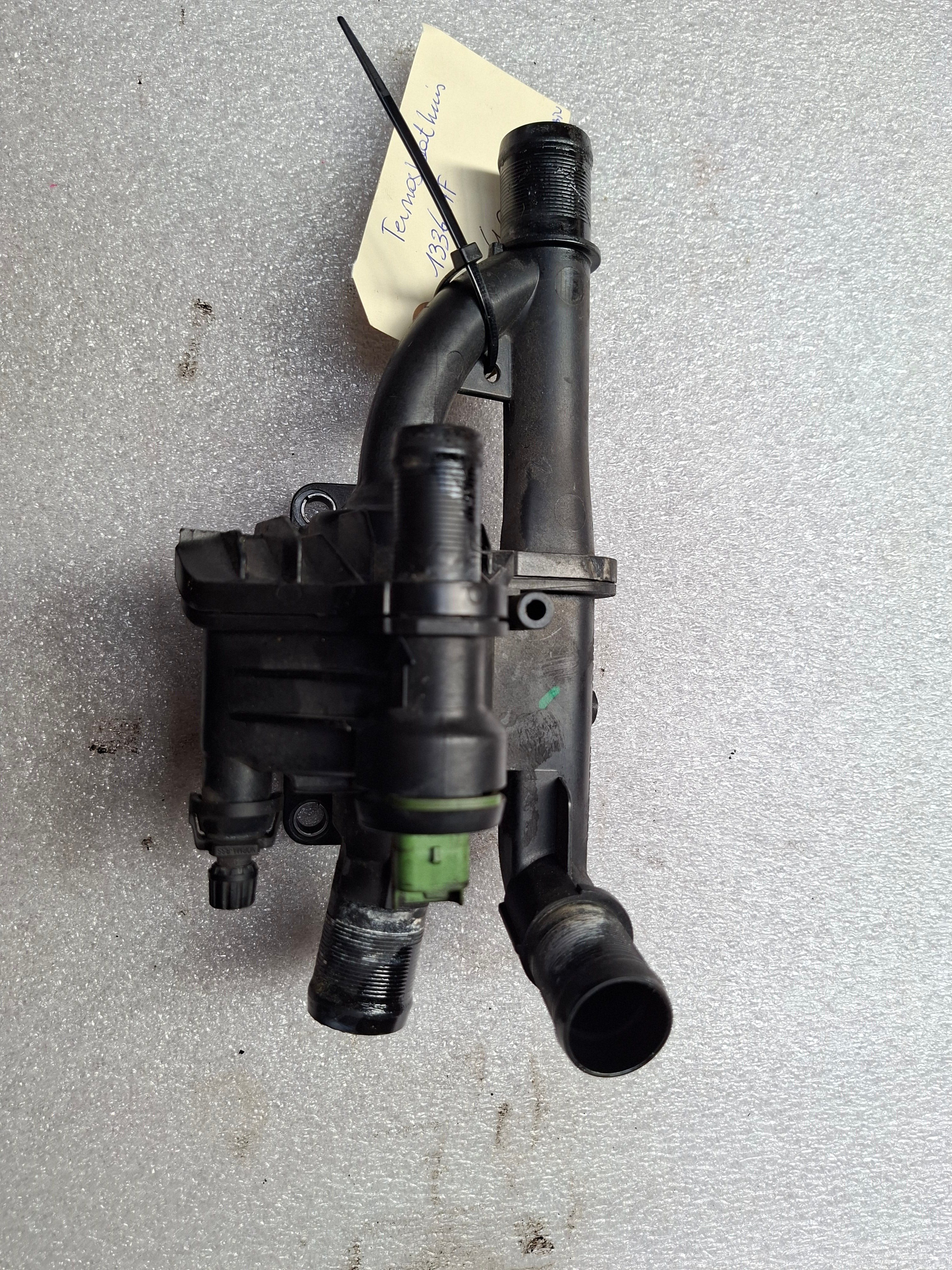 Origineel tweedehands thermostaathuis Peugeot 308 T7 1.6 HDi - motorcode DV6TED4 - OEM (1336 AF)