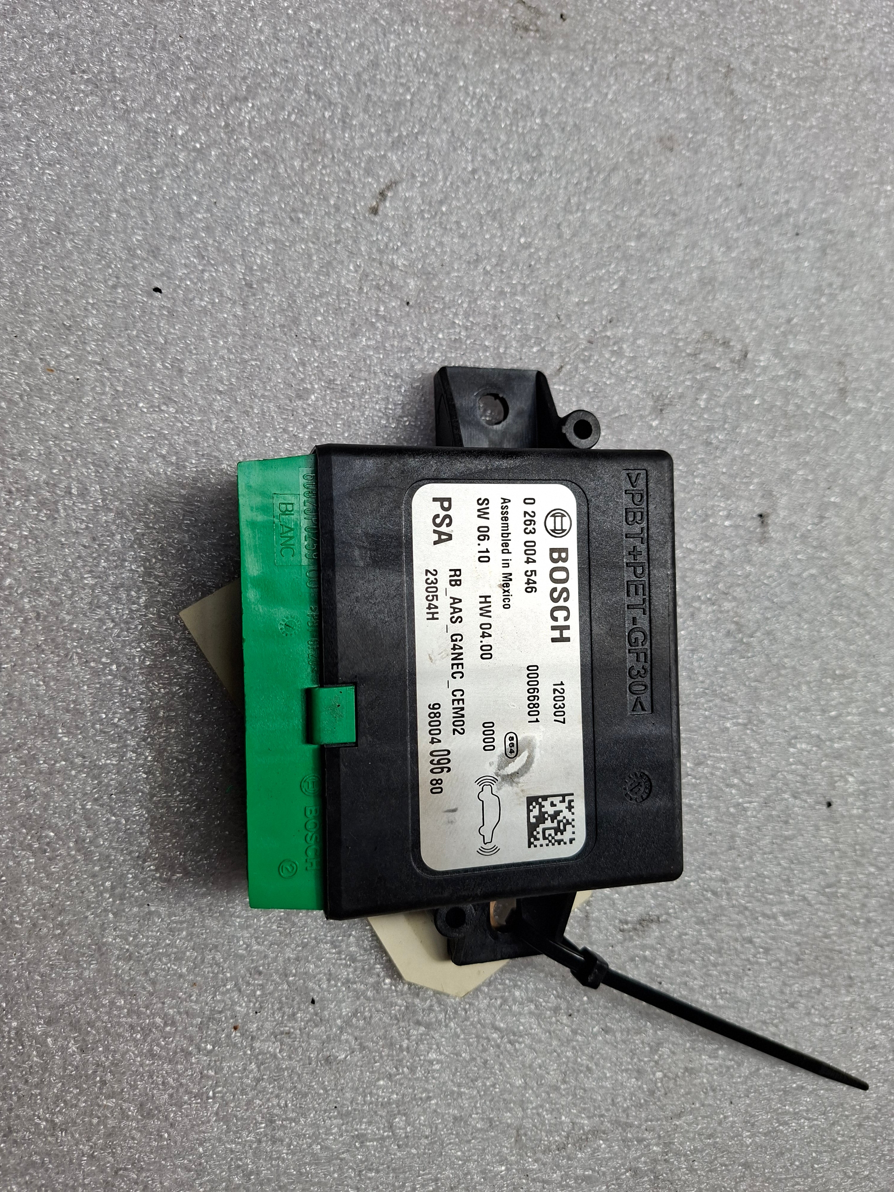 Tweedehands originele PDC-module van een Peugeot 508 Fase 1 berline, OEM 6590 SE / 16 074 430 80.