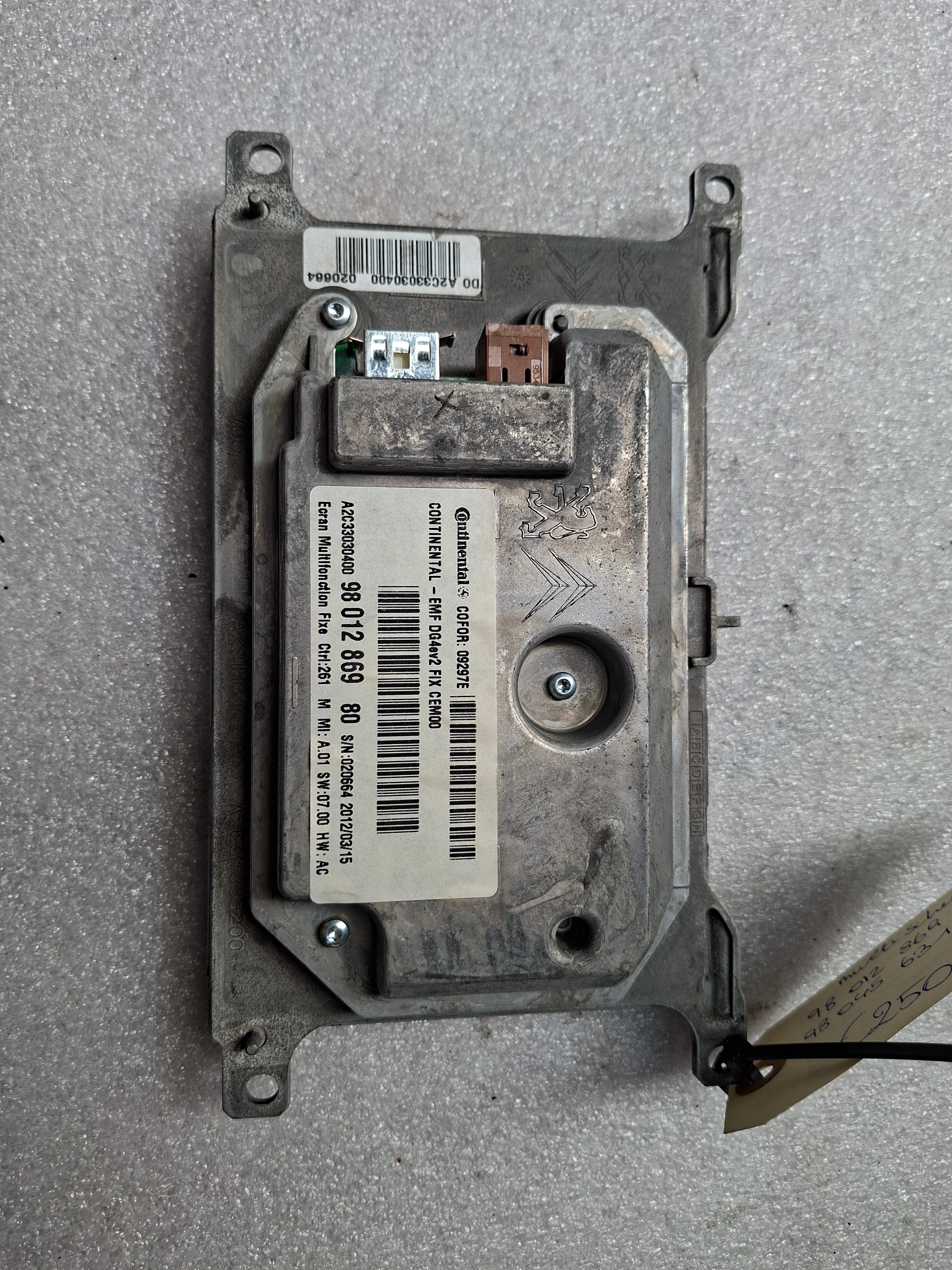 Tweedehands origineel multimediascherm Peugeot 508 Fase 1 berline – OEM 98 012 869 80 / 98 045 631 80