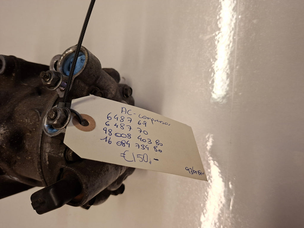Originele tweedehands aircocompressor van een Peugeot 508 Fase 1 berline met 2.0 HDi motor (DW10BTED4), OEM 6487 69 / 6487 70 / 98 008 403 80 / 16 084 734 80