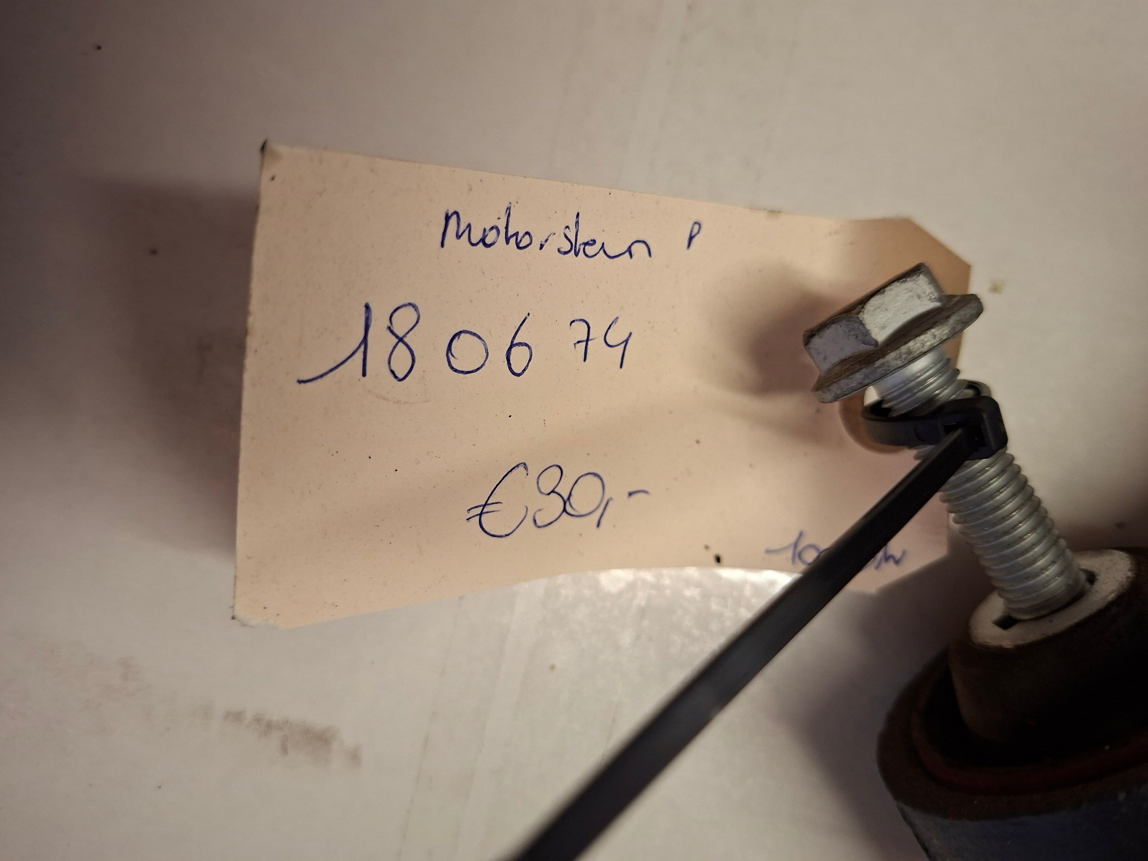 Originele tweedehands motorsteun van een Peugeot 508 Fase 1 berline met 2.0 HDi motor (DW10BTED4), OEM 1806 74