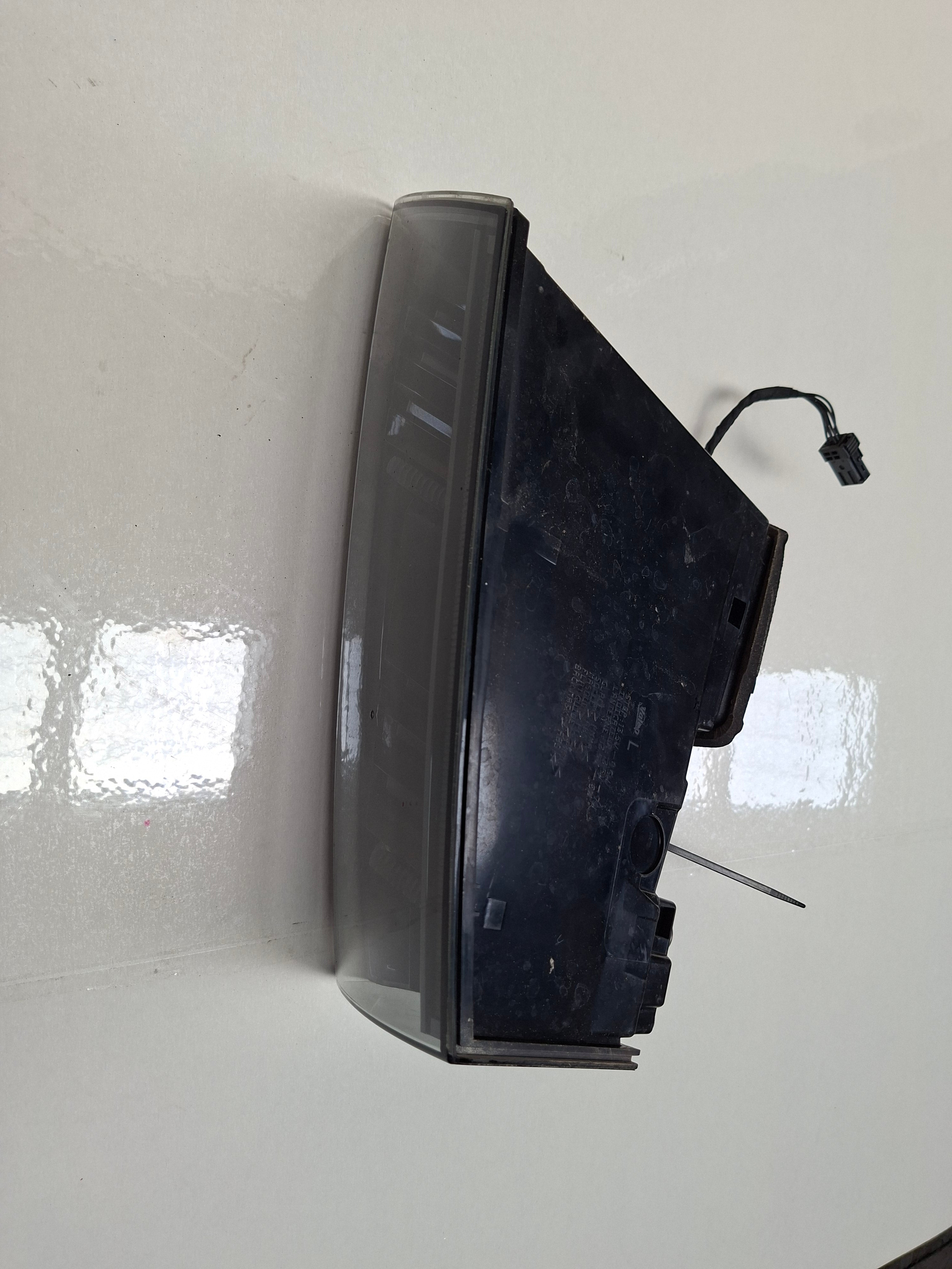 Origineel tweedehands achterlicht kofferdeksel links van een Peugeot 508 R8 (Fase 2) berline, OEM 98 135 082 80