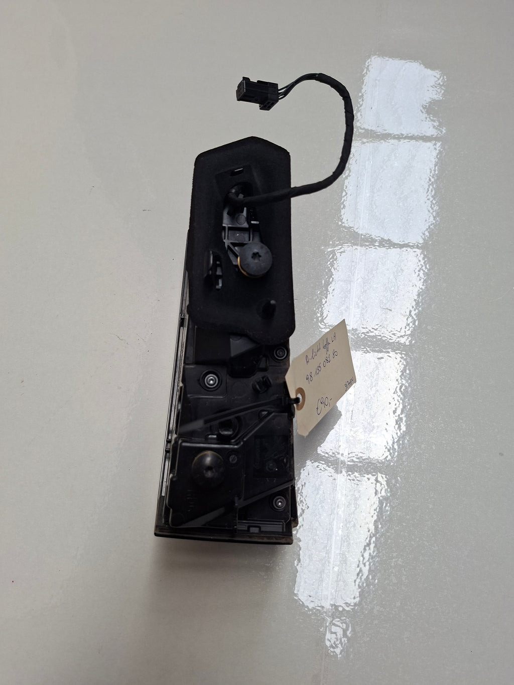 Origineel tweedehands achterlicht kofferdeksel links van een Peugeot 508 R8 (Fase 2) berline, OEM 98 135 082 80