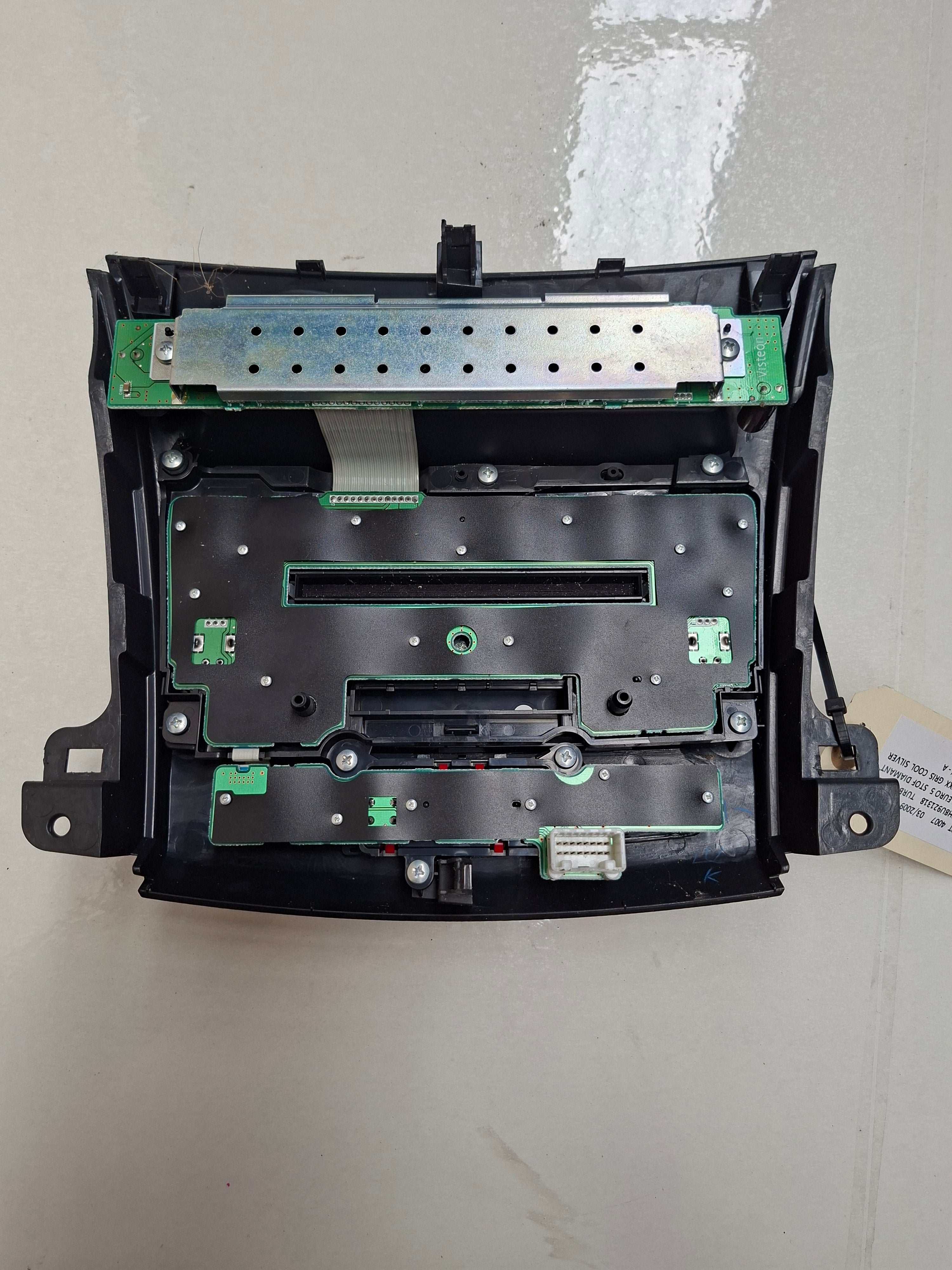 Originele tweedehands radiobediening (stuurbediening) van een Peugeot 4007 2.2 HDi 4x4 (2009), OEM 6574 X4