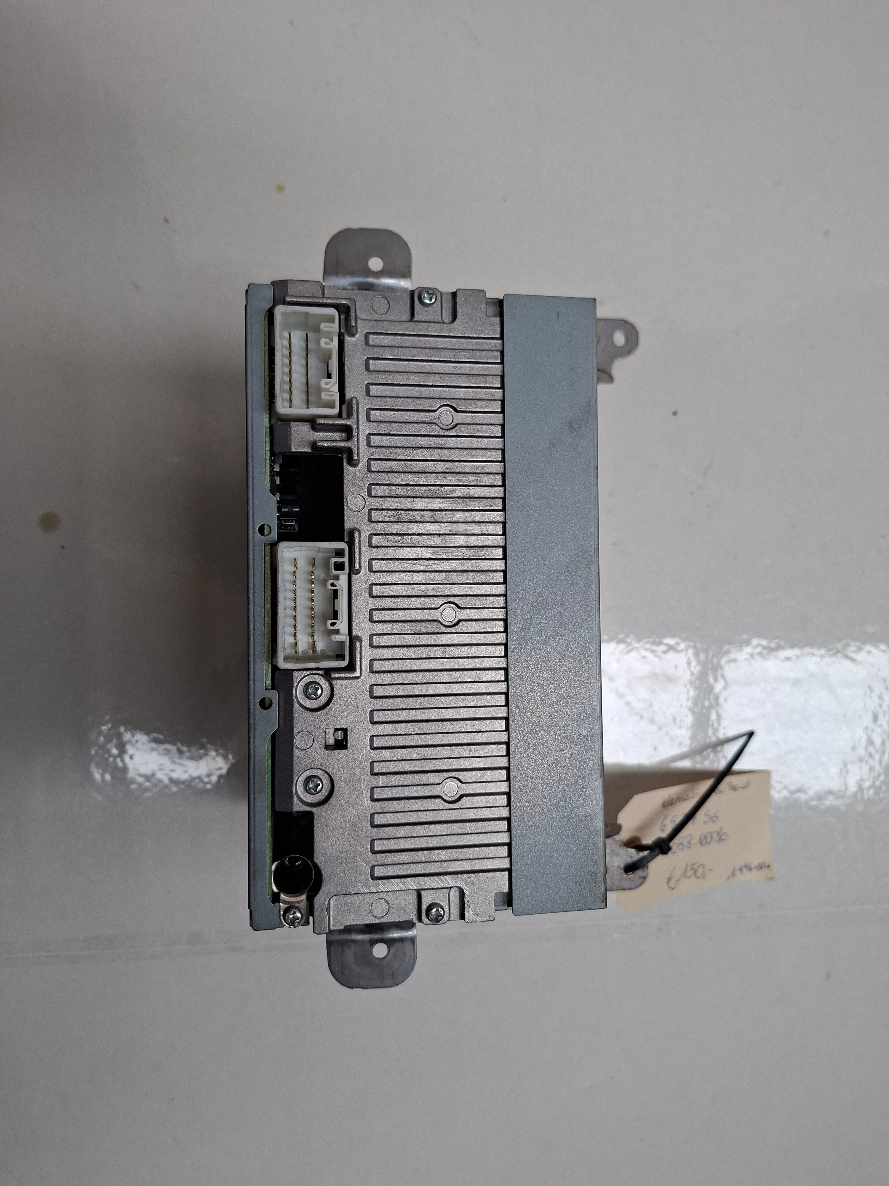Originele tweedehands telematica module van een Peugeot 4007 2.2 HDi 4x4 (2009), OEM 6574 SG / 16 088 185 80