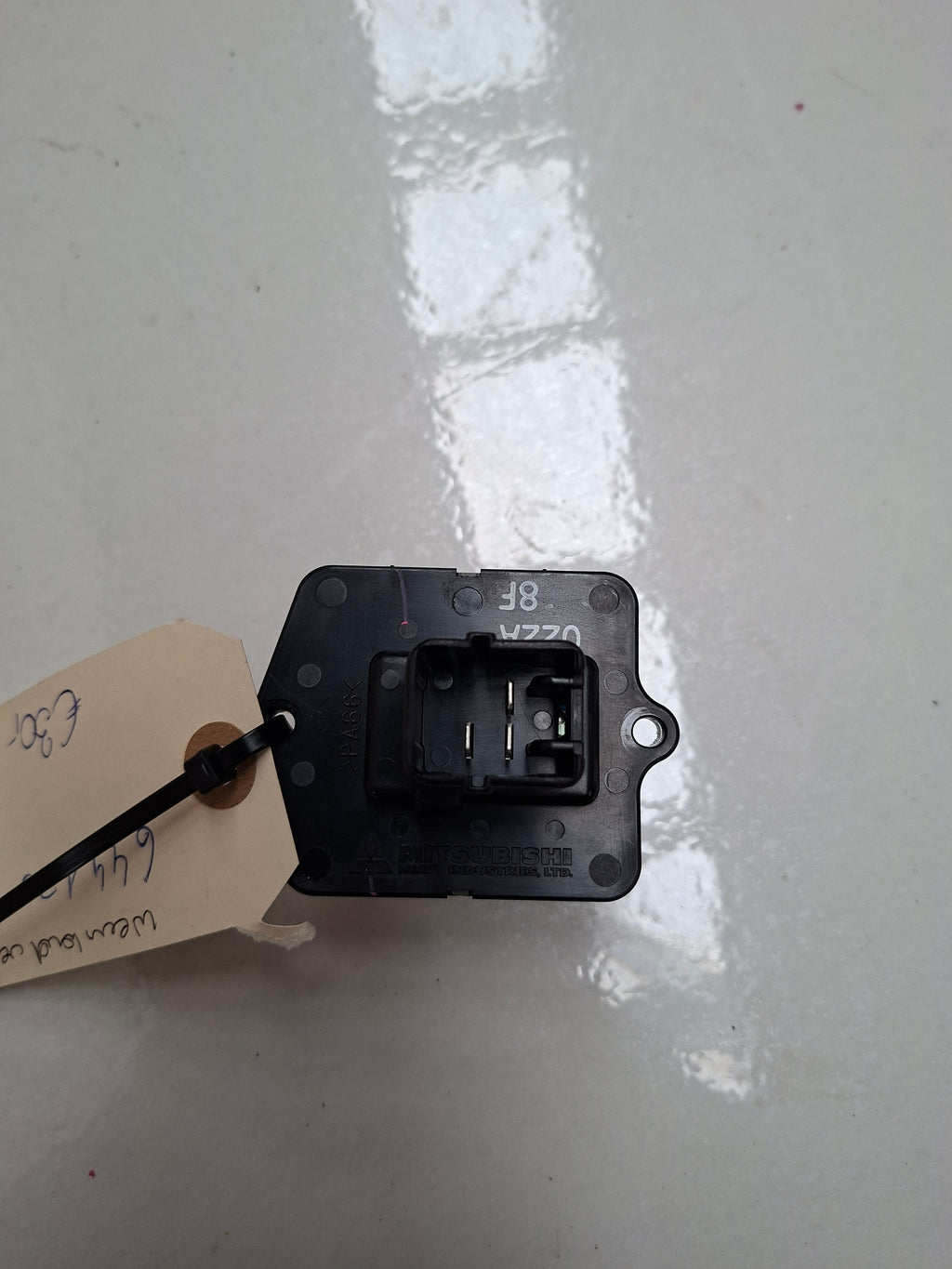Originele tweedehands ventilatorweerstand (blower resistor) van een Peugeot 4007 2.2 HDi 4x4 (2009), OEM 6441 Z5