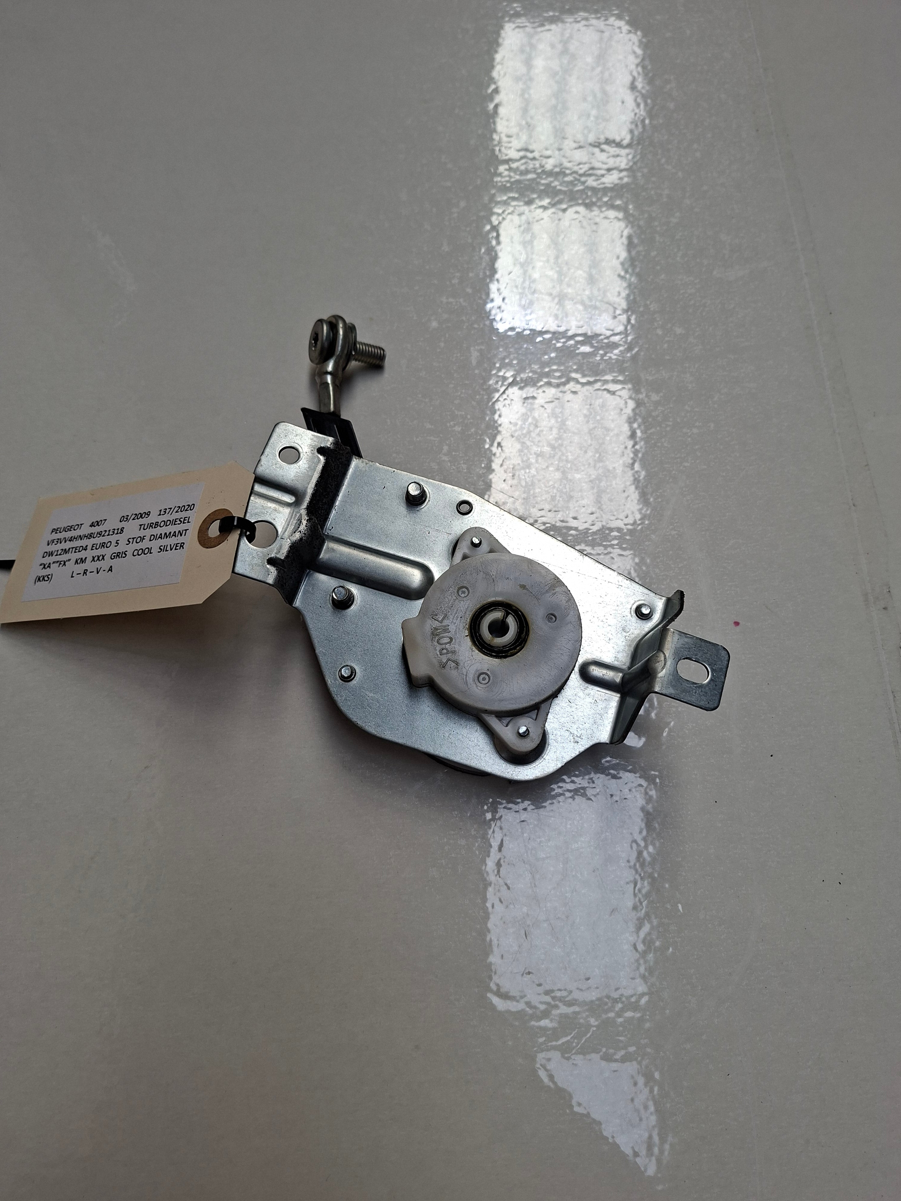 Originele kabel achterklep Peugeot 4007 – OEM 8724 G0
