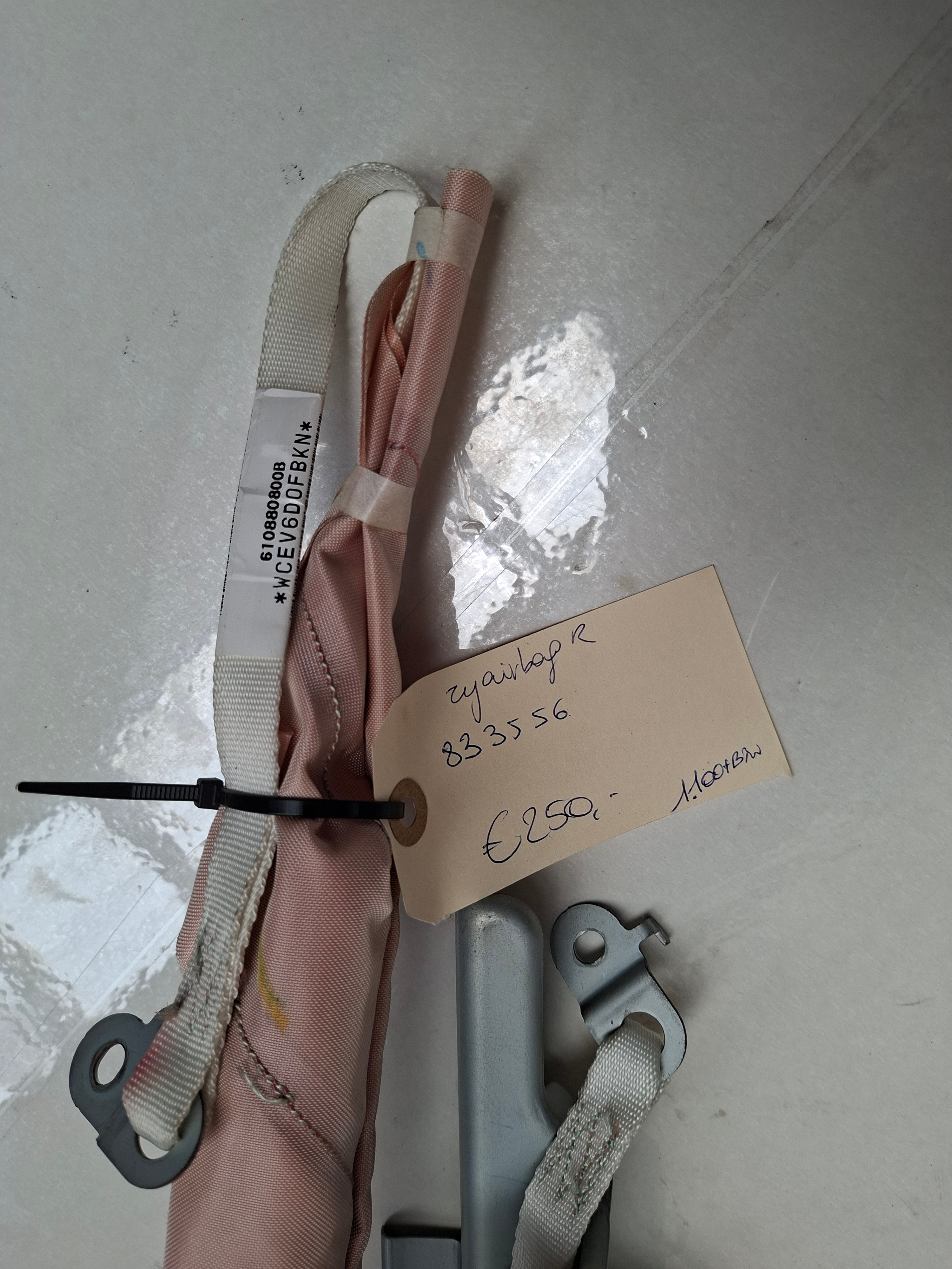 Originele gordijnairbag rechts van een Peugeot 4007 (OEM 8335 56), bouwjaar 2009

