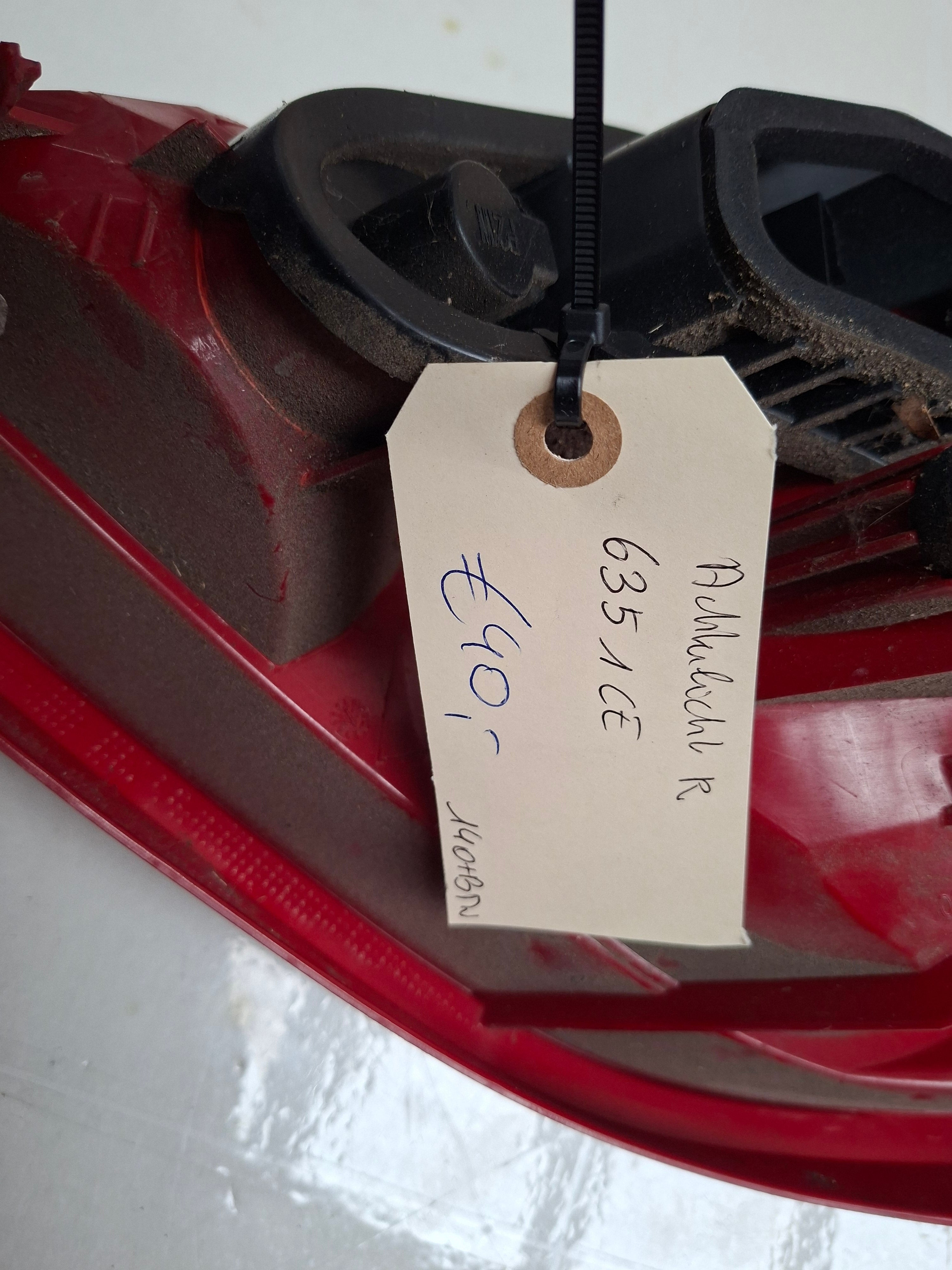 Origineel achterlicht rechts van een Peugeot 207 CC (OEM 6351 CE), bouwjaar 2008