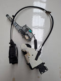 Origineel deurslot links van een Peugeot 207 CC (OEM 9135 Z2), bouwjaar 2008

