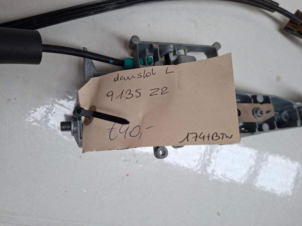 Origineel deurslot links van een Peugeot 207 CC (OEM 9135 Z2), bouwjaar 2008

