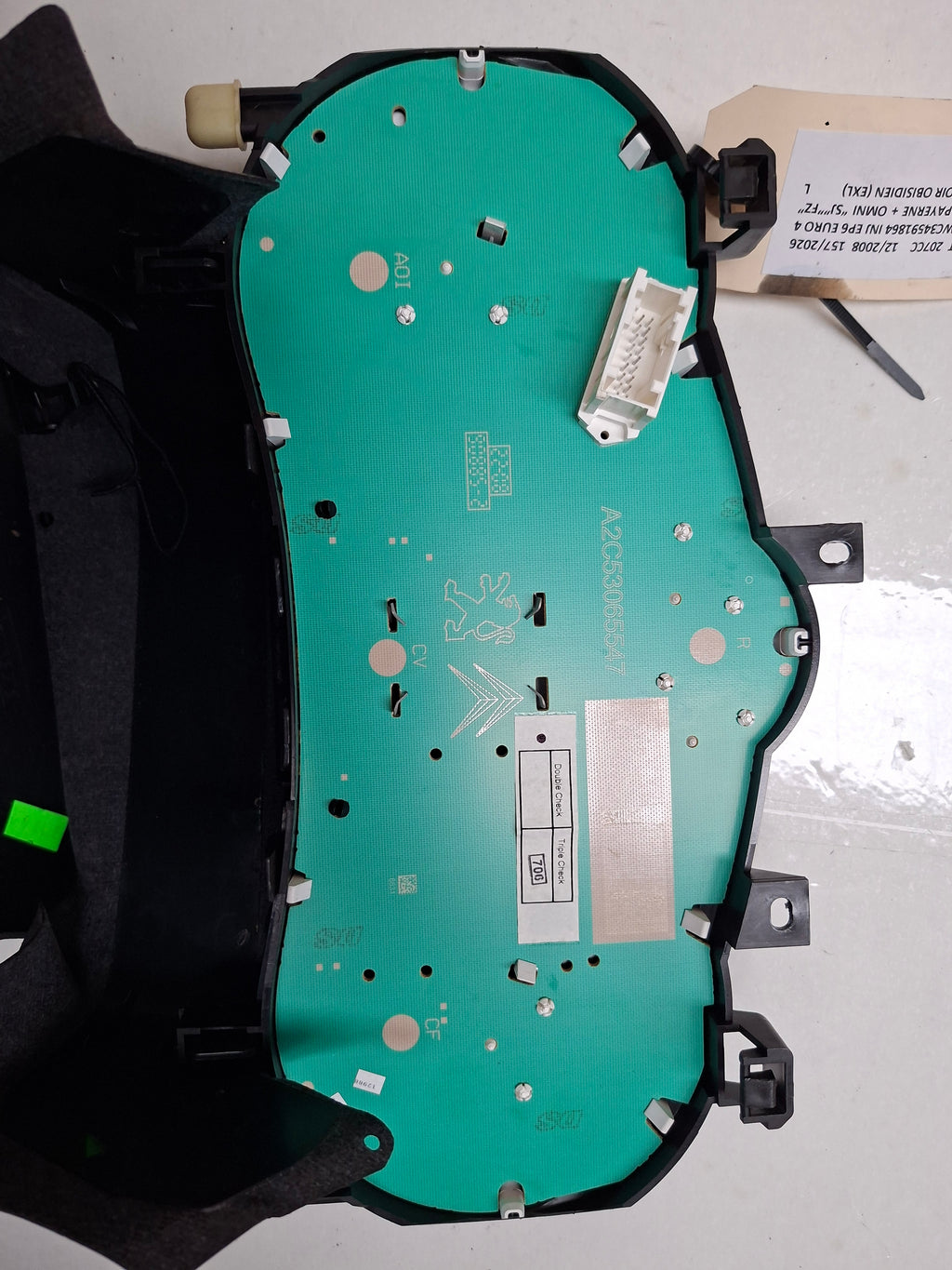 Origineel instrumentencluster (kilometerteller) van een Peugeot 207 CC (OEM 6106 26 / 6103 CT), bouwjaar 2008