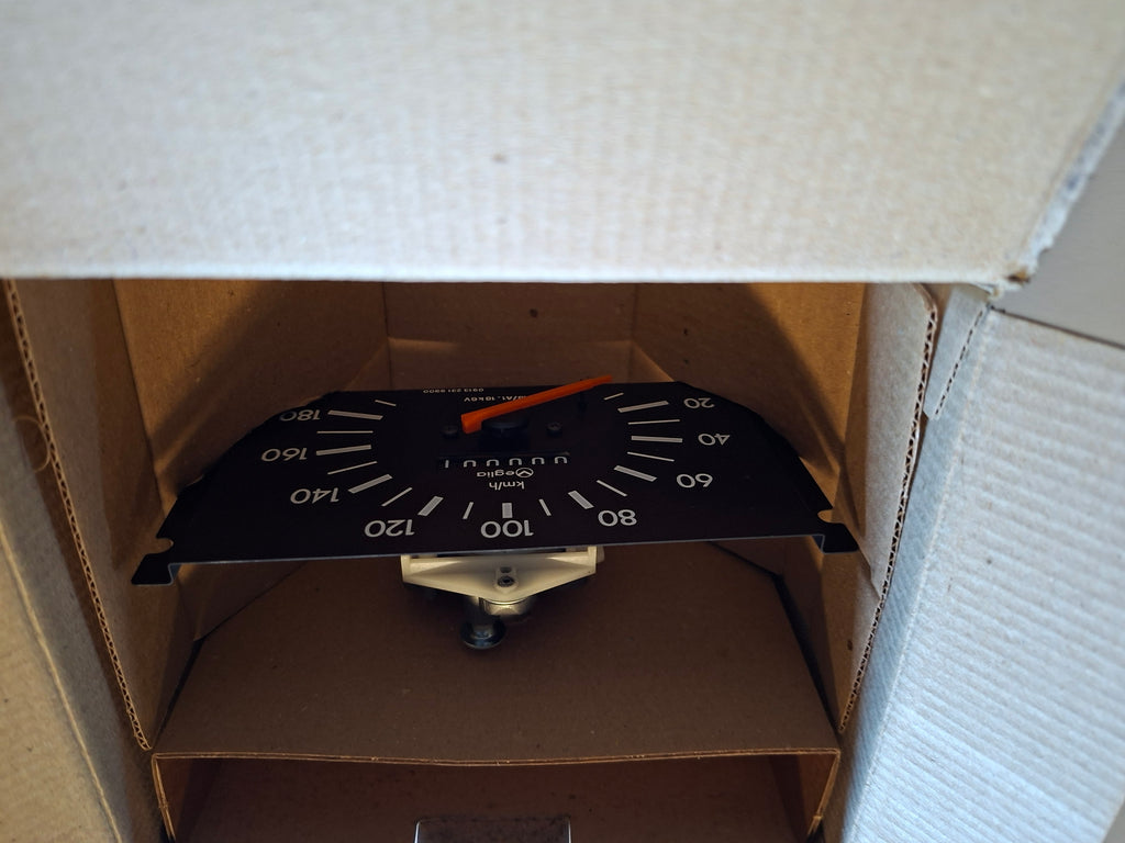 odometer 205 (6113 A9)