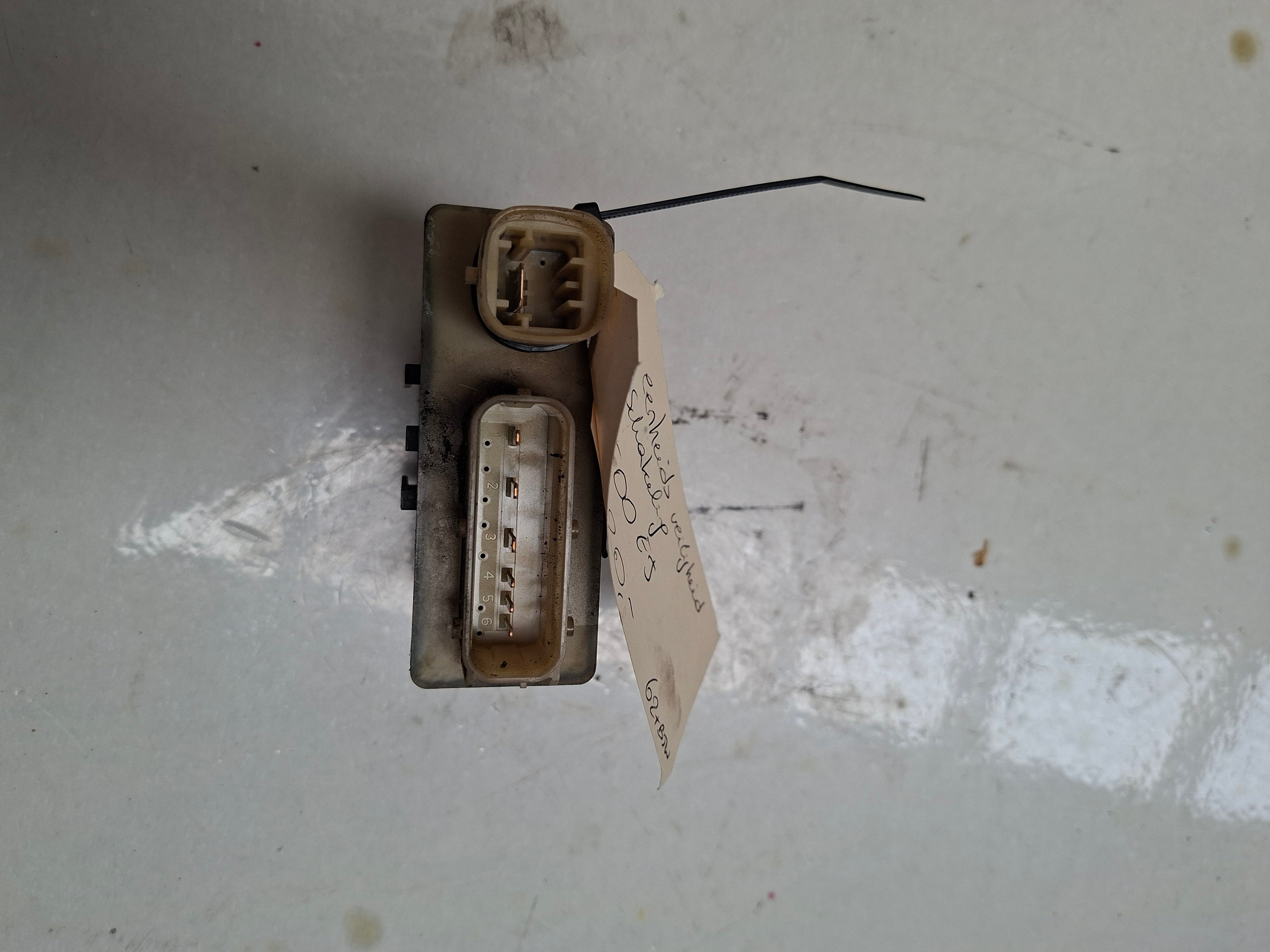 Originele veiligheidsschakelmodule Peugeot 207 CC 1.6 HDi (OEM 6500 EJ)