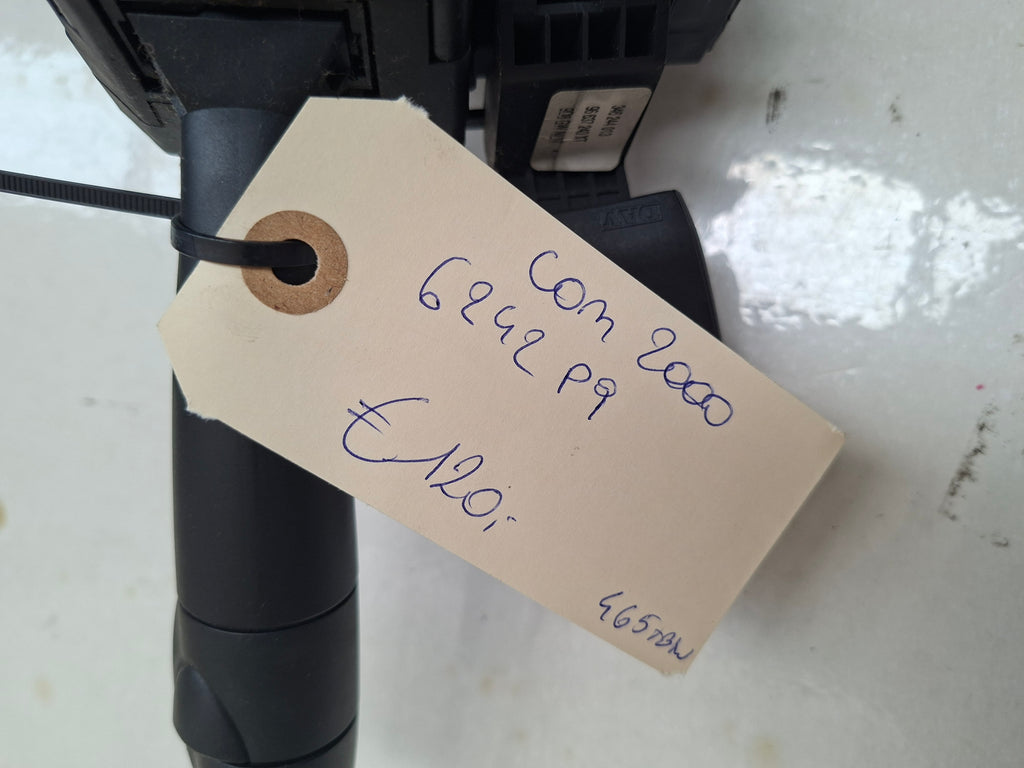 Originele COM2000 stuurkolomschakelaar Peugeot 207 CC 1.6 HDi (OEM 6242 P9)

