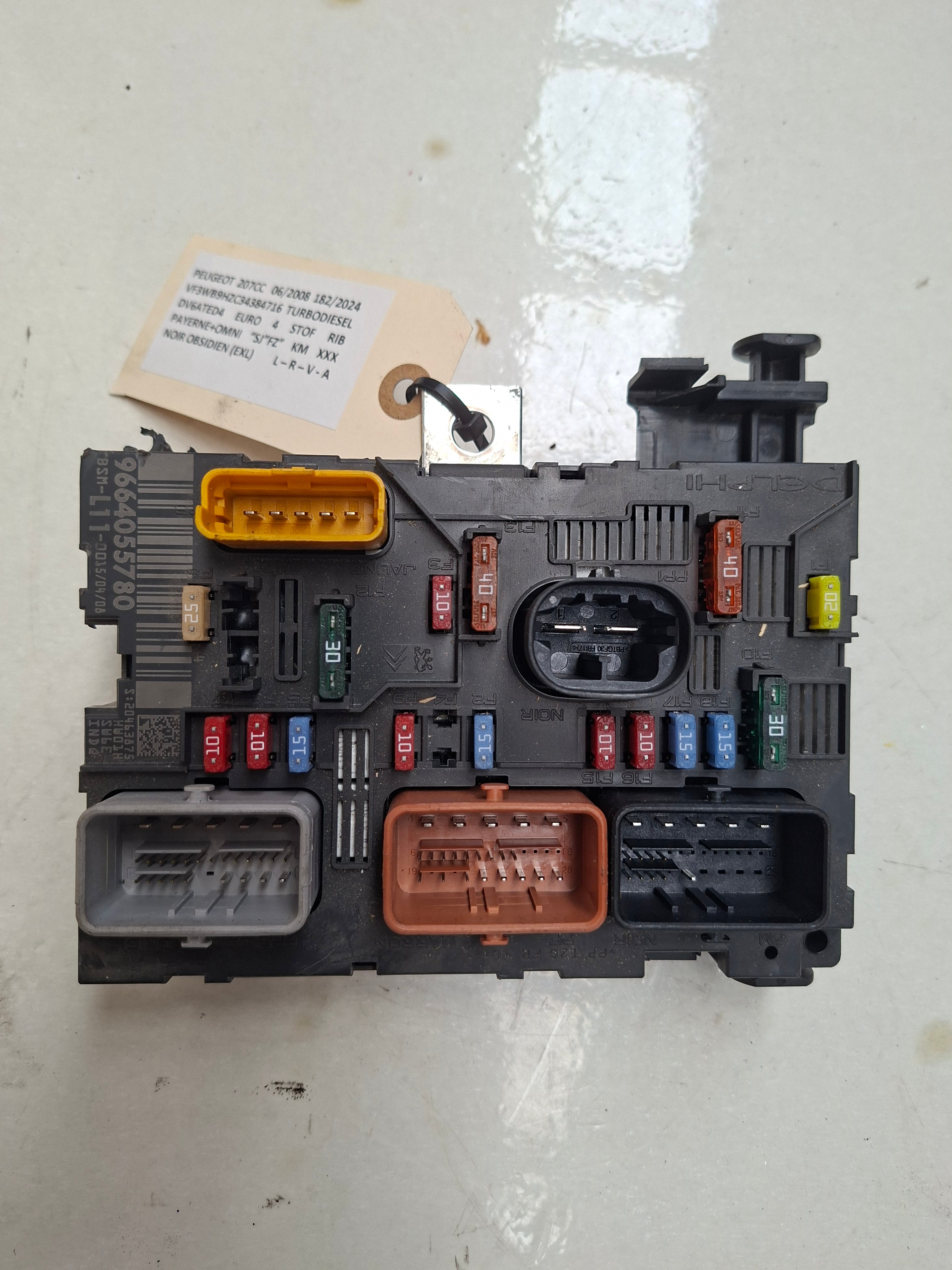 Originele BSM zekeringkast motorruimte Peugeot 207 CC 1.6 HDi (OEM 6500 FH)