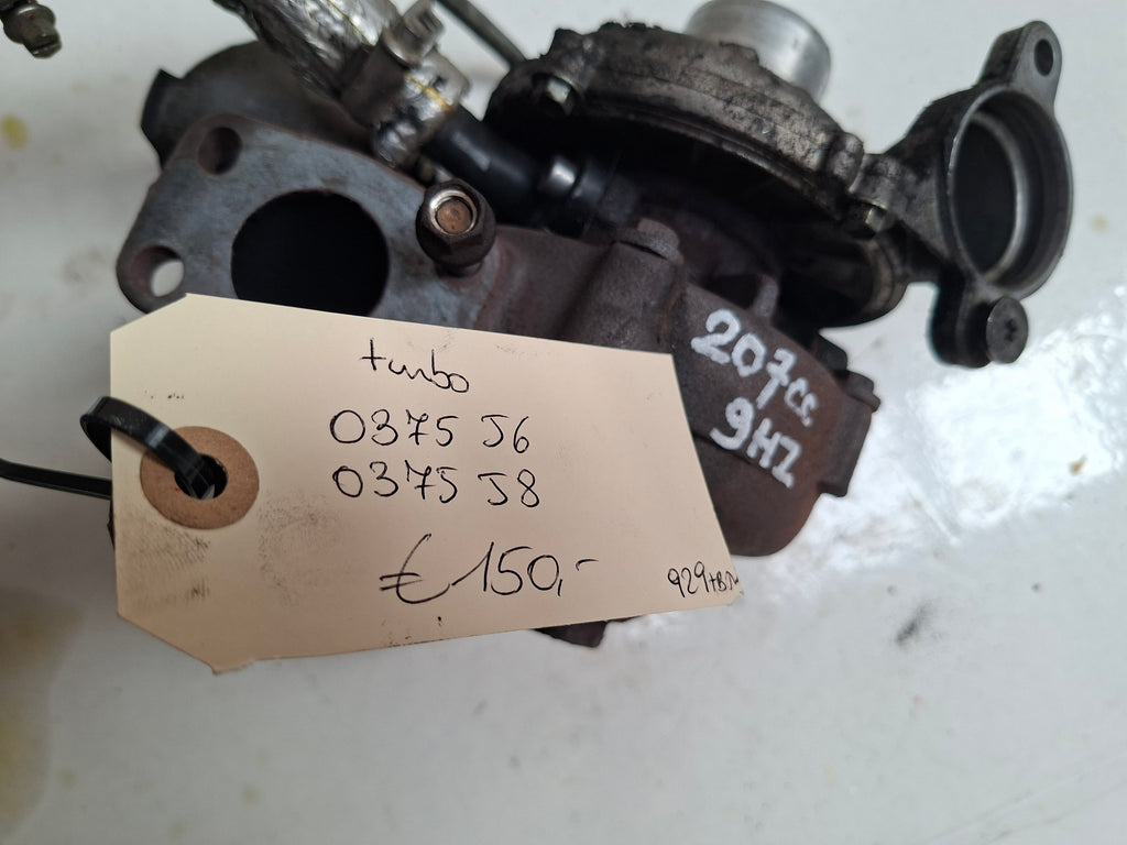 Originele turbo van een Peugeot 207 CC 1.6 HDi (OEM 0375 J6 / 0375 J8), bouwjaar 2008