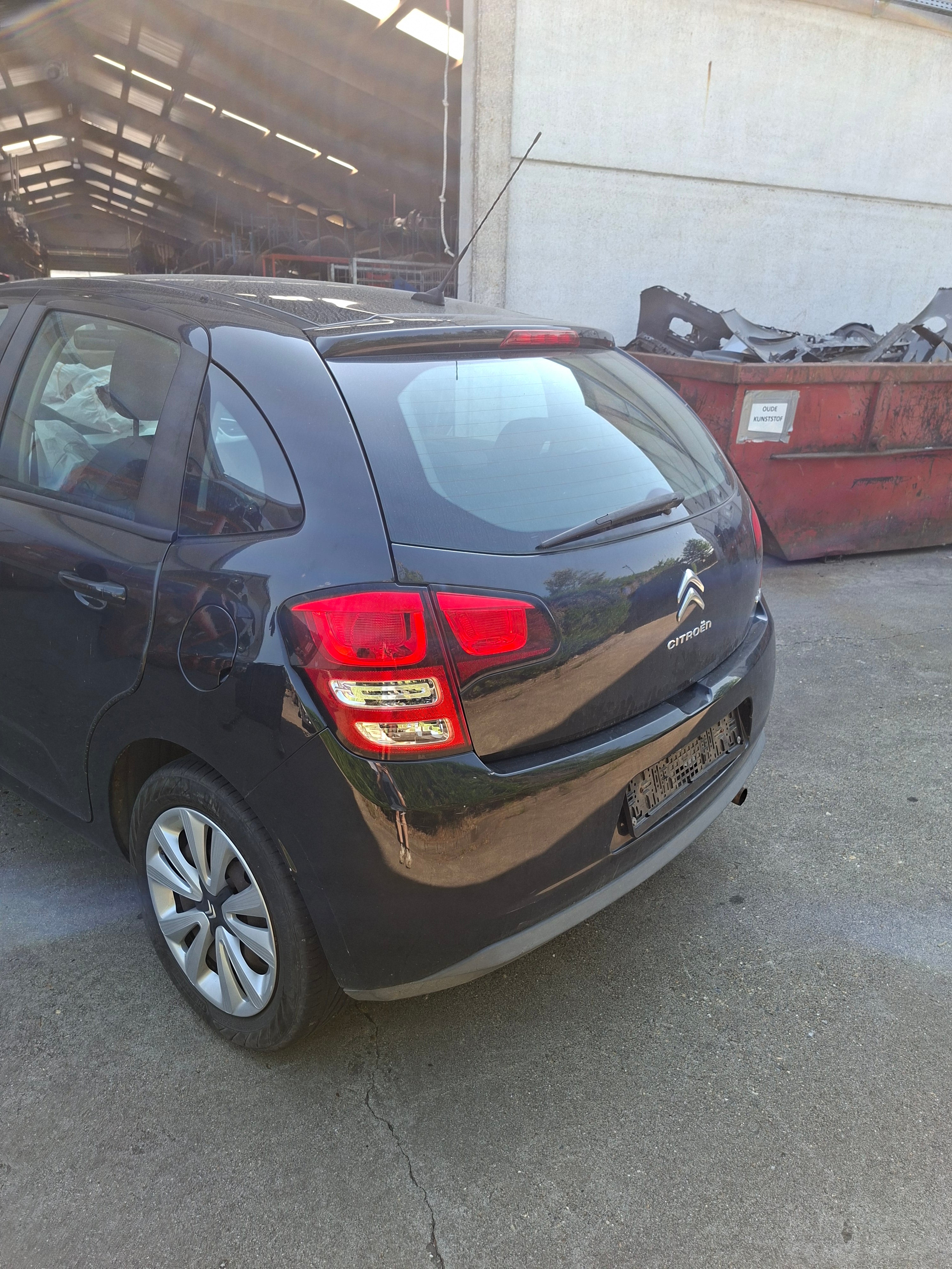 CITROEN C3 ZWART