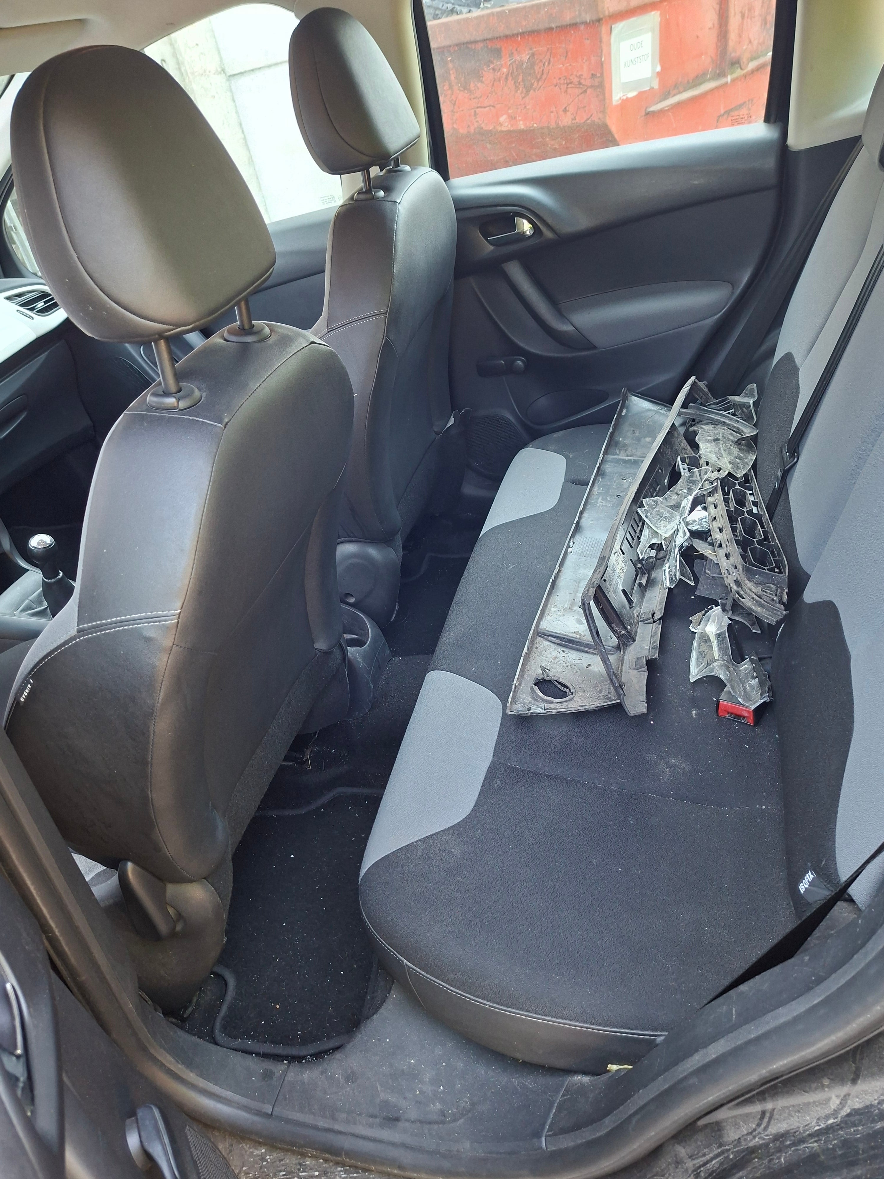 CITROEN C3 ZWART