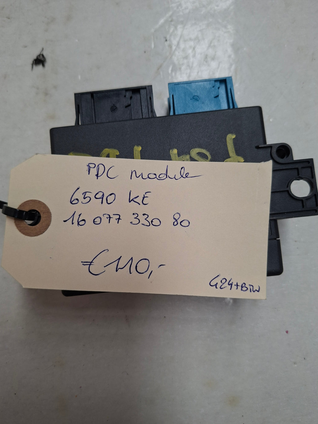 Originele PDC-module (parkeersensoren) van een Peugeot 3008 T84

(OEM 6590 KE / 16 077 330 80), bouwjaar 2012