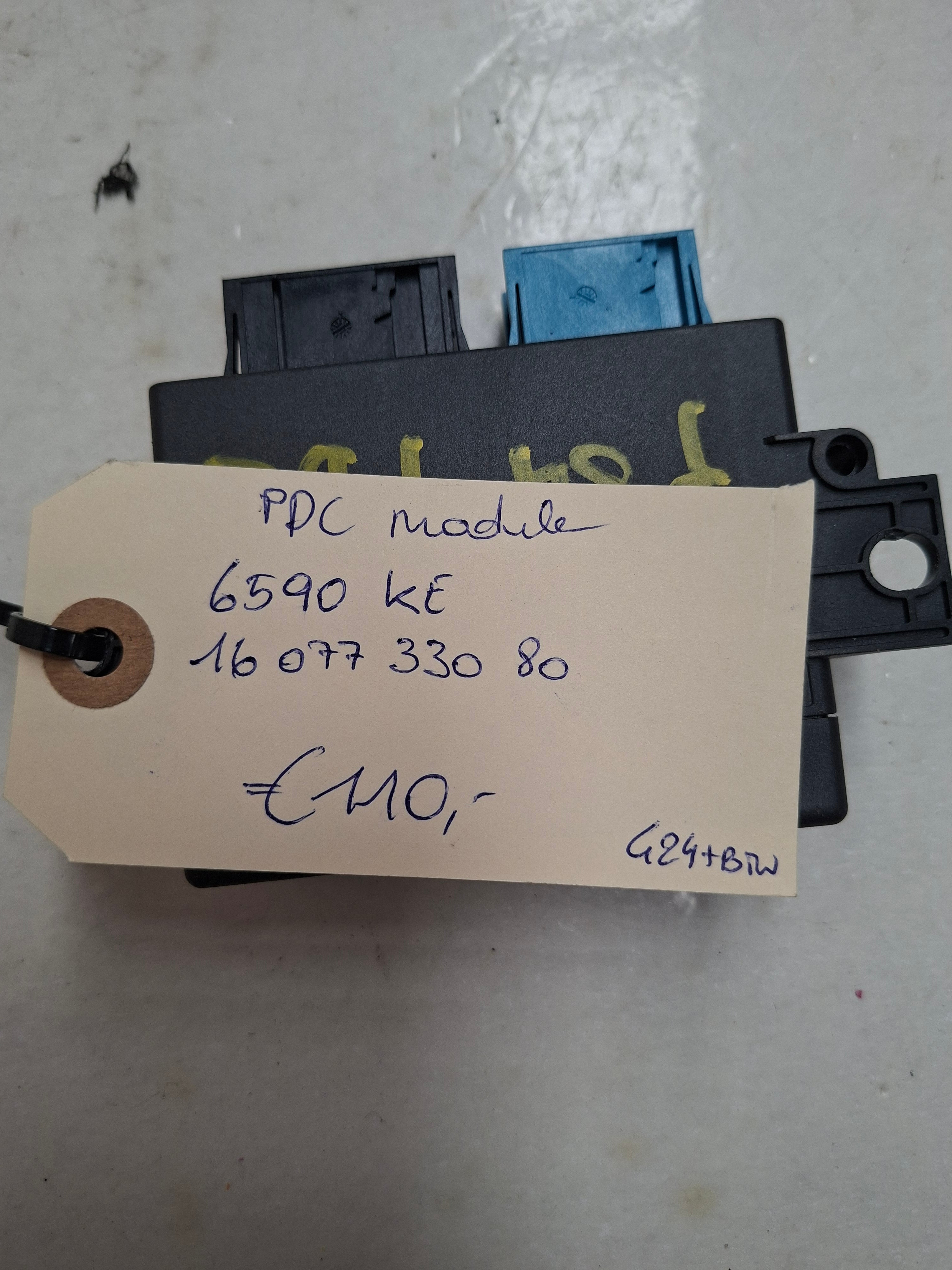Originele PDC-module (parkeersensoren) van een Peugeot 3008 T84

(OEM 6590 KE / 16 077 330 80), bouwjaar 2012