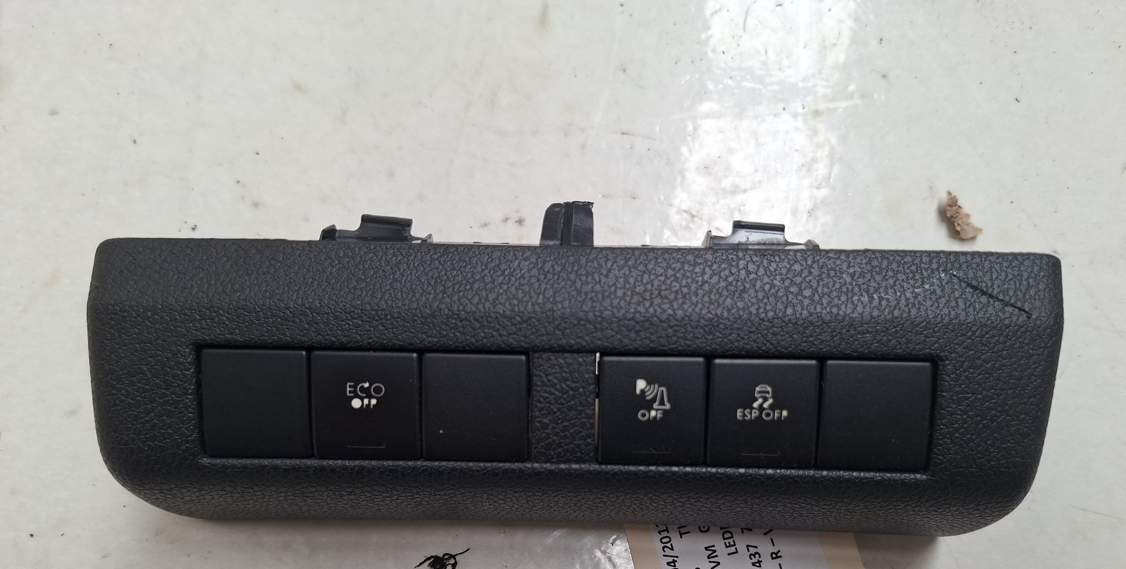 Origineel bedieningspaneel (ESP/PDC/ECO) van een Peugeot 3008 T84 (OEM 96 656 490 ZD / 96 672 047 ZD), bouwjaar 2012