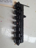Origineel bedieningspaneel middenconsole van een Peugeot 3008 T84 (OEM 6490 QL / 96 672 390 ZD), bouwjaar 2012