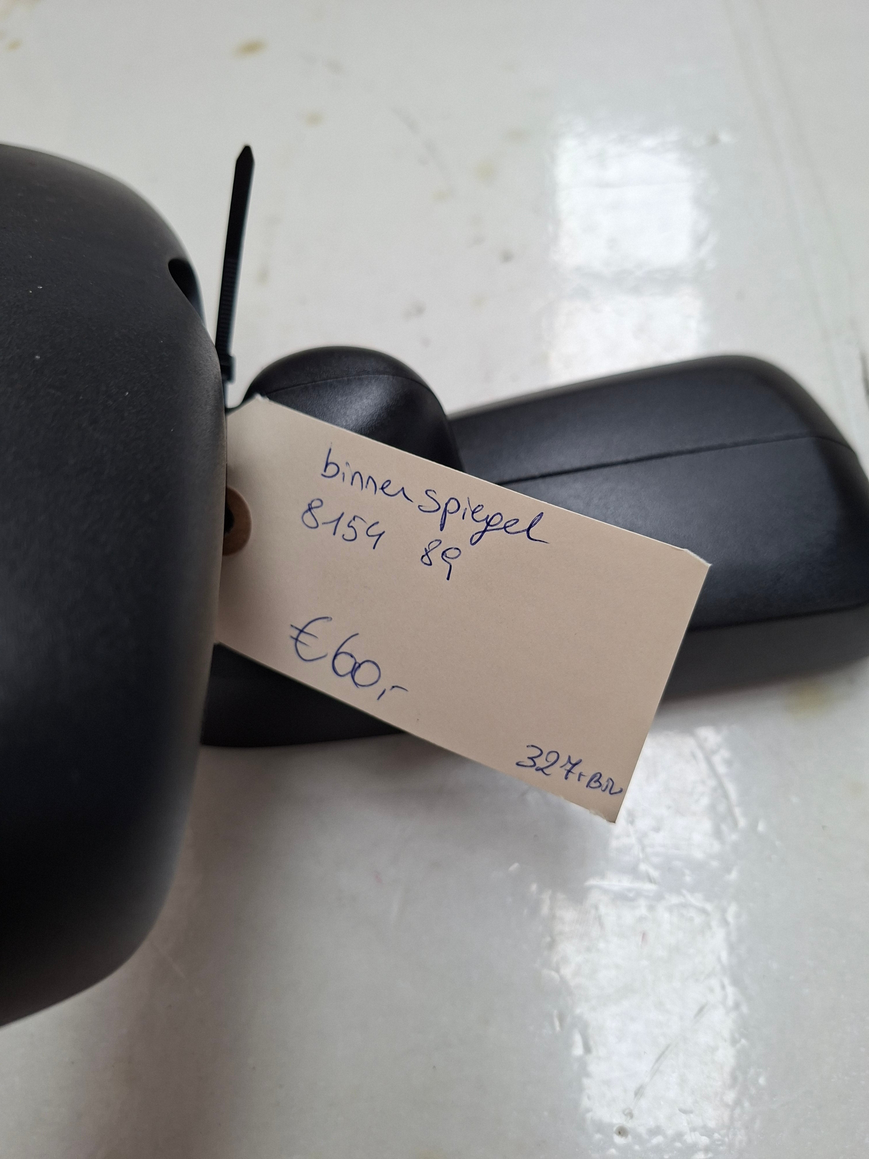 Originele binnenspiegel van een Peugeot 3008 T84 (OEM 8154 89), bouwjaar 2012