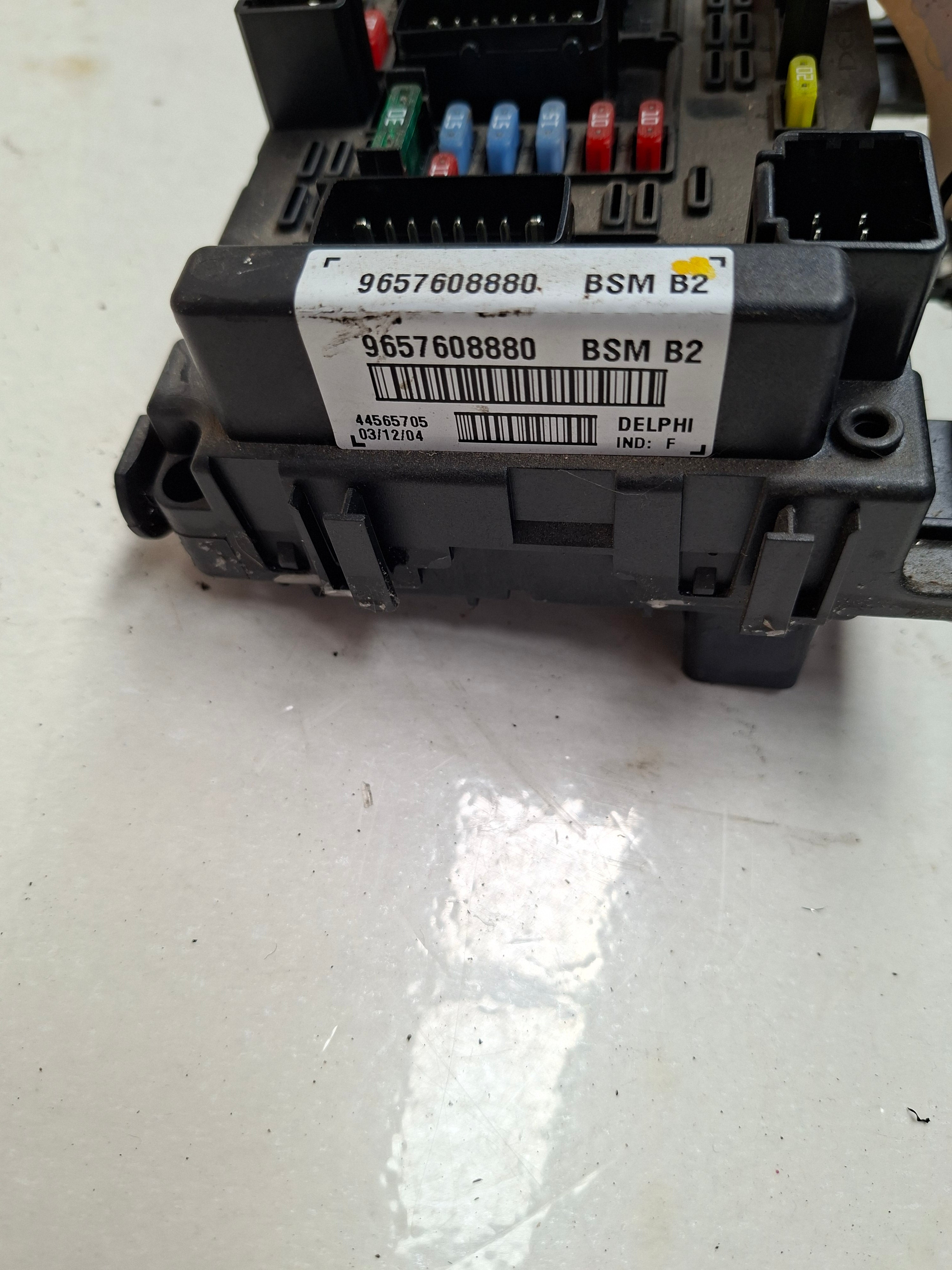 Originele BSM-module van een Peugeot 206 (OEM 6500 Y1), bouwjaar 2005

