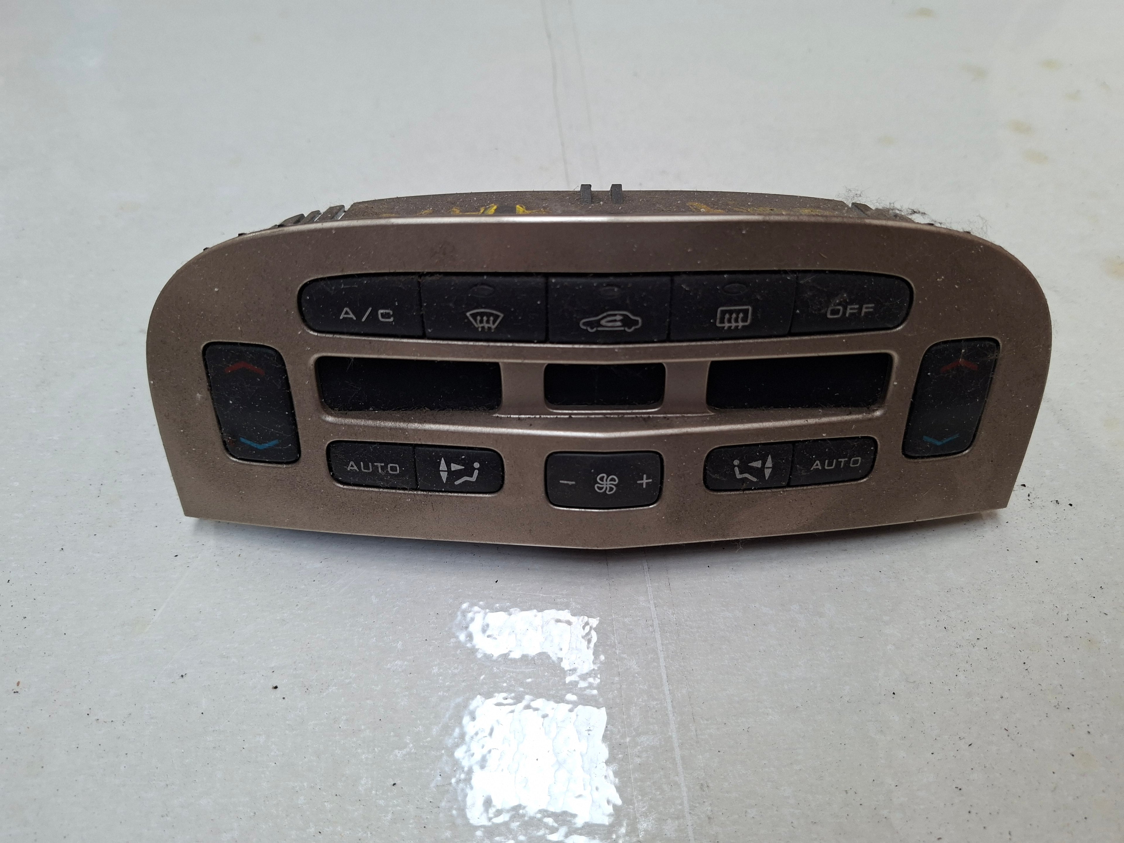 Bedieningspaneel airco / verwarming Peugeot 607