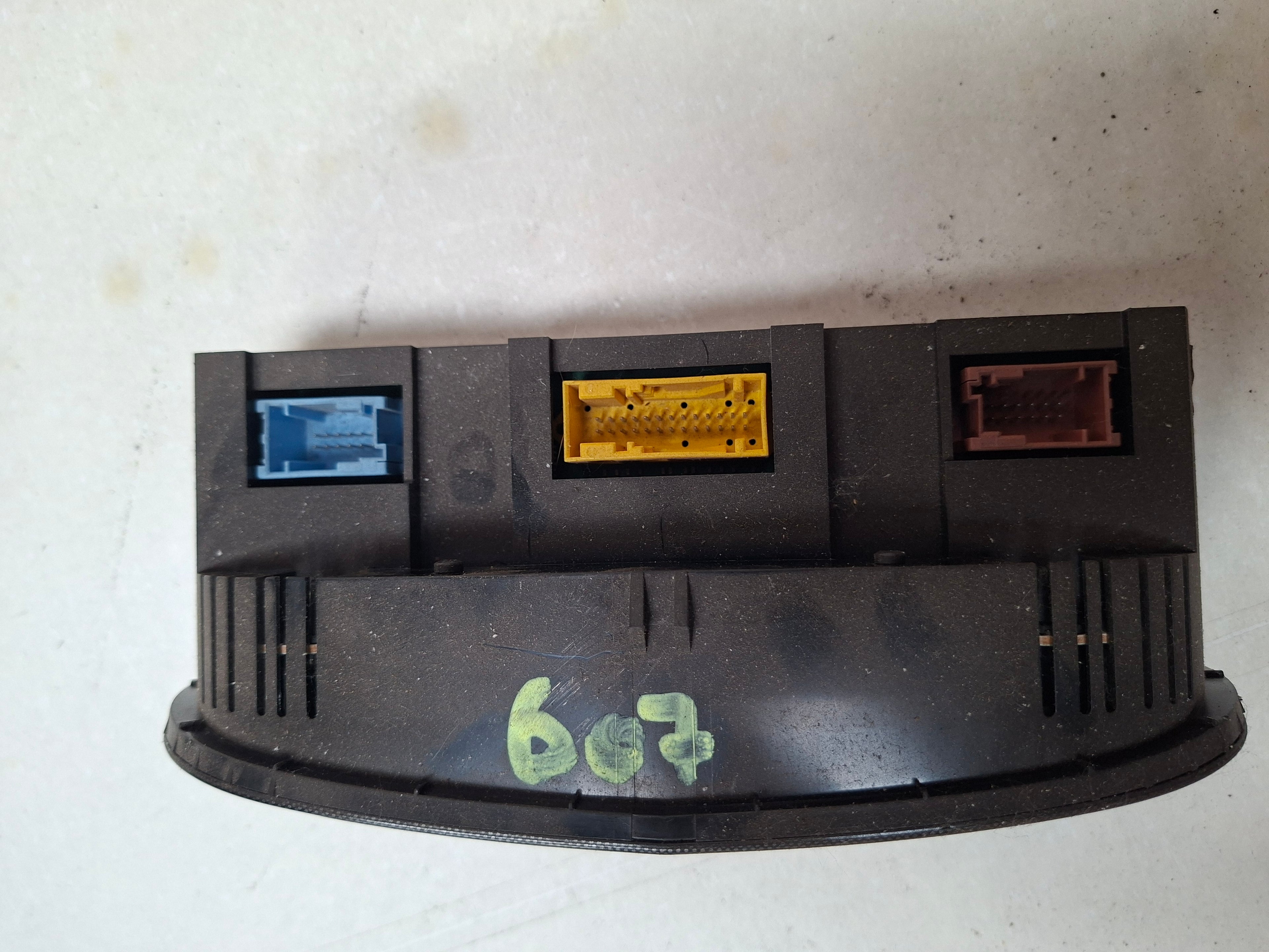 Bedieningspaneel airco / verwarming Peugeot 607