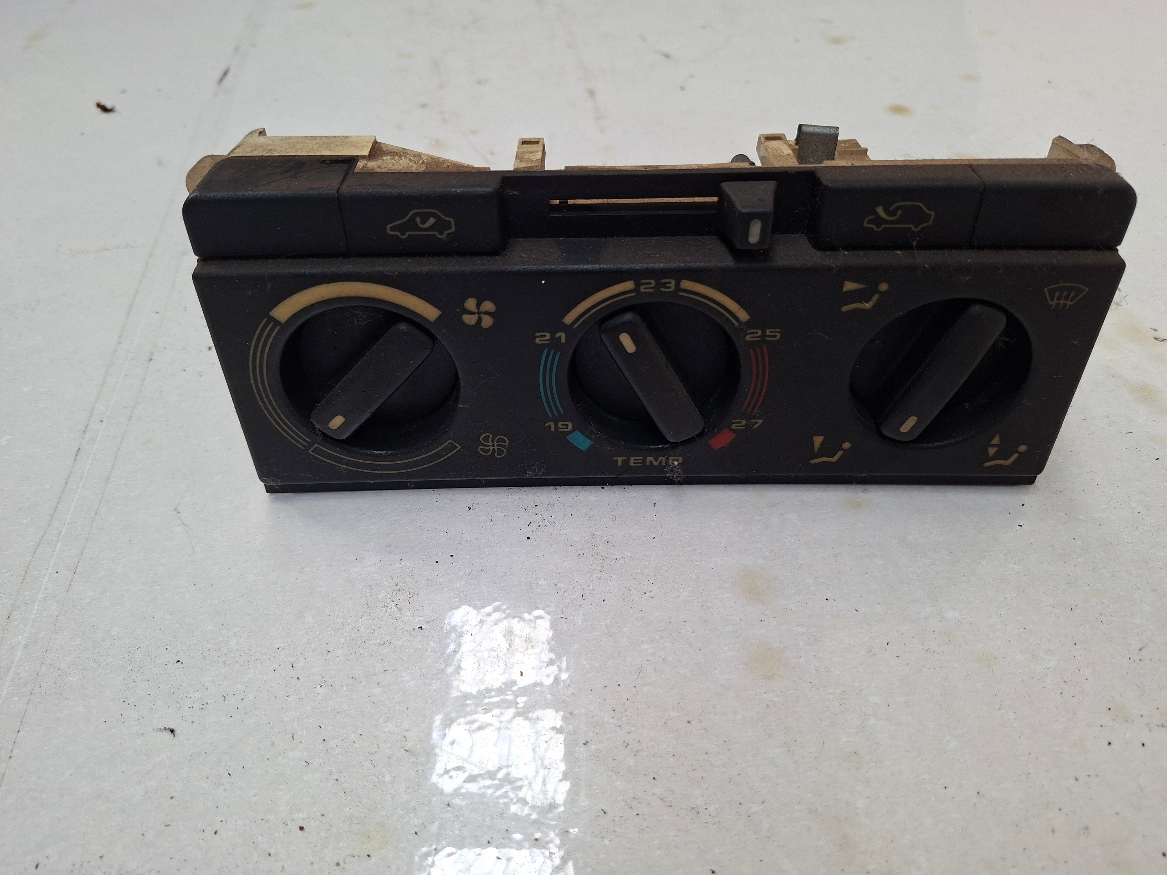 Bedieningspaneel verwarming Peugeot 405