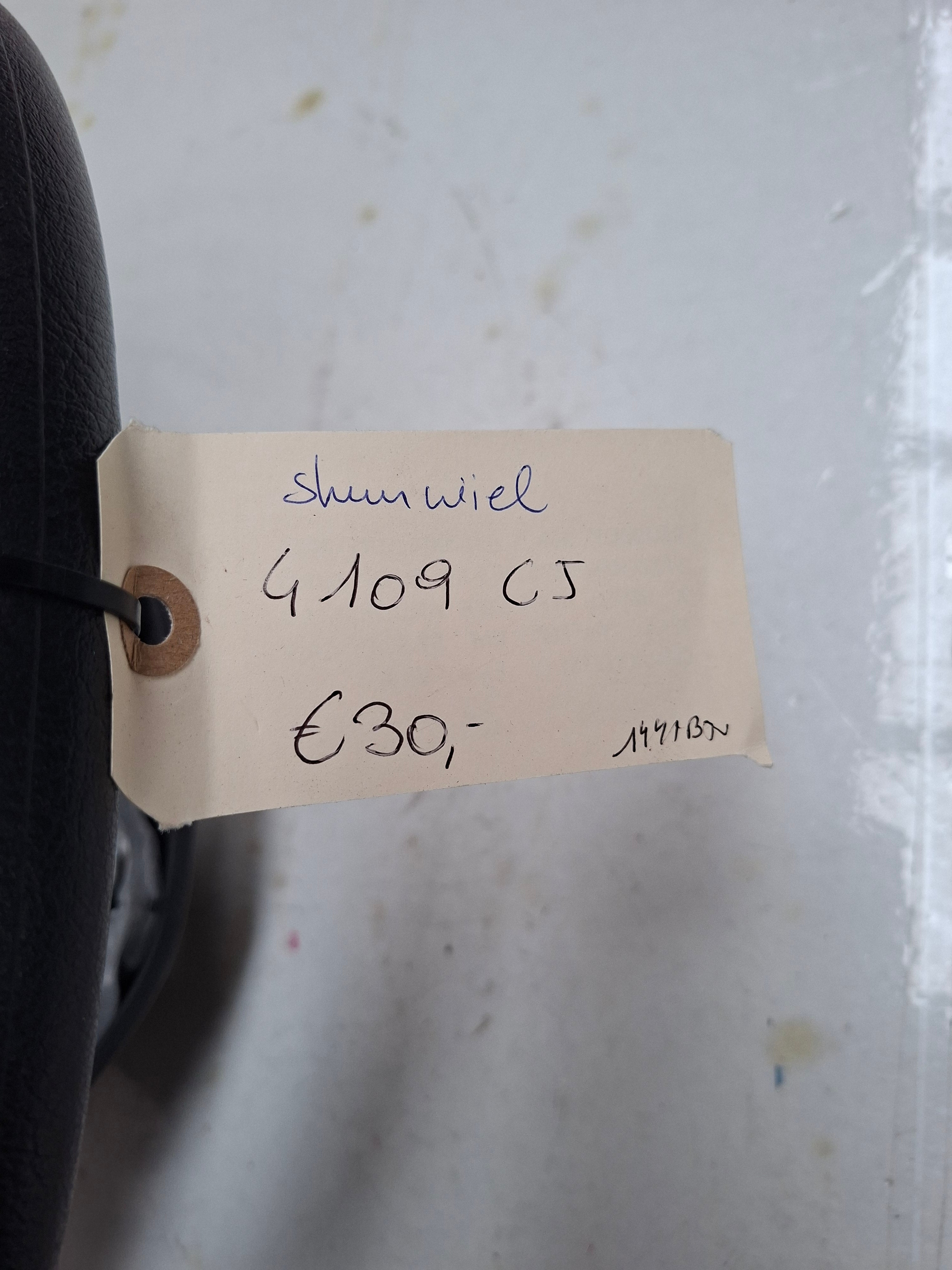 Origineel stuurwiel van een Peugeot 206 (OEM 4109 CJ), bouwjaar 2004