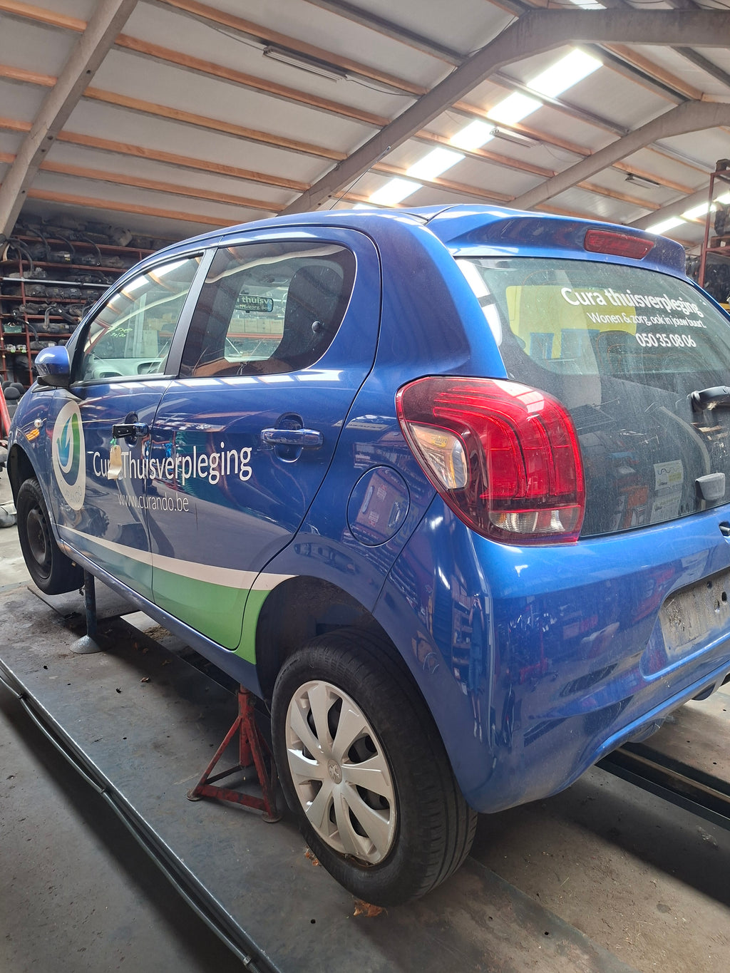 PEUGEOT 108