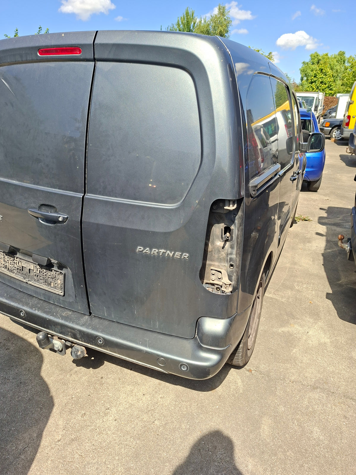 PEUGEOT PARTNER B9