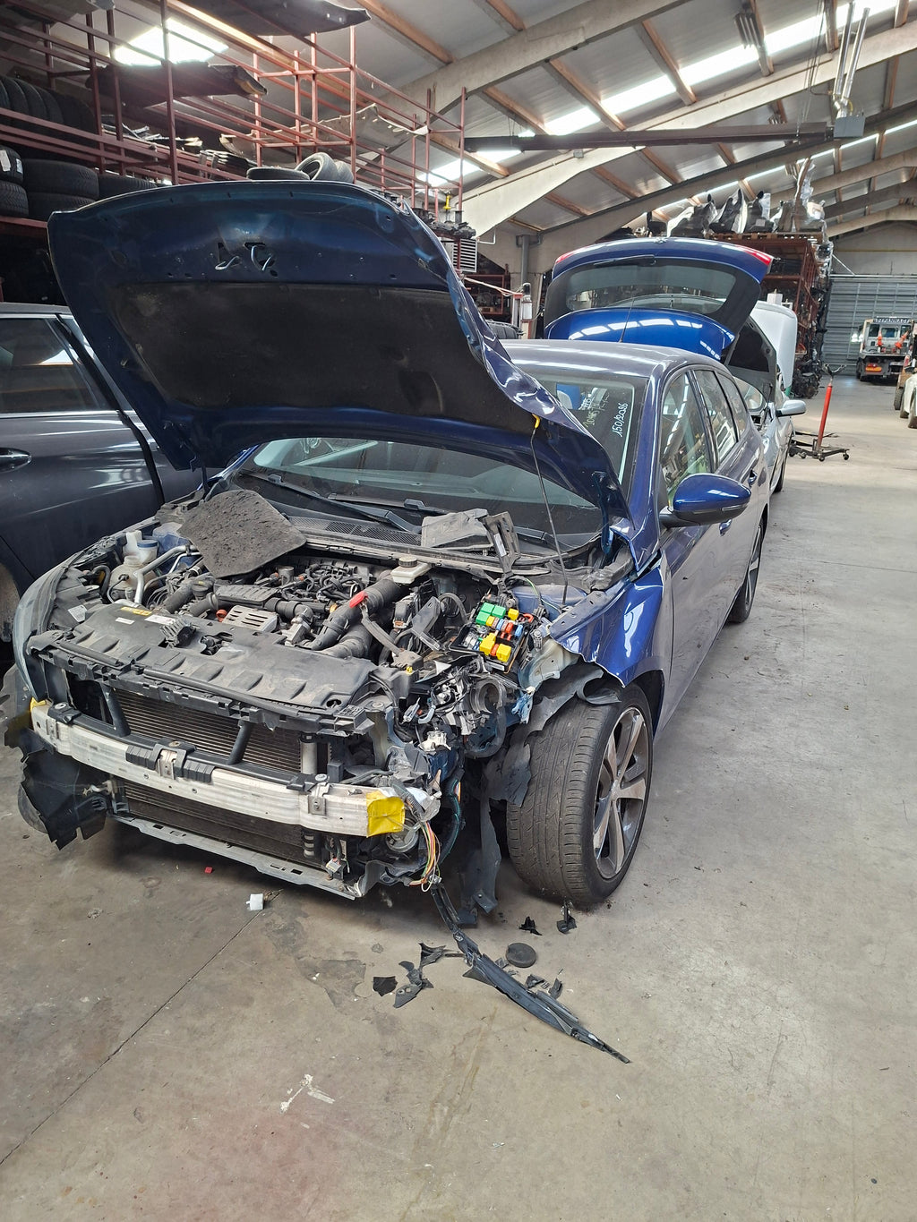 PEUGEOT 308 T9 DK BLAUW