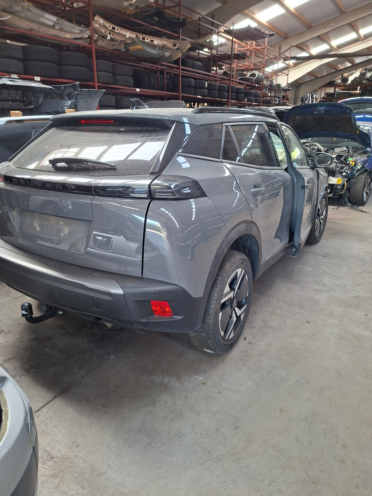 PEUGEOT 2008 P24