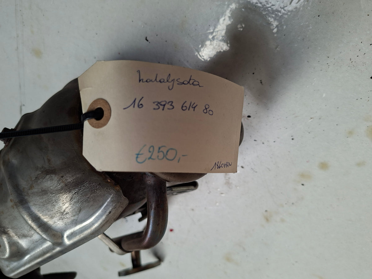 Originele katalysator van een Peugeot 108 (OEM 16 393 614 80), bouwjaar 2019