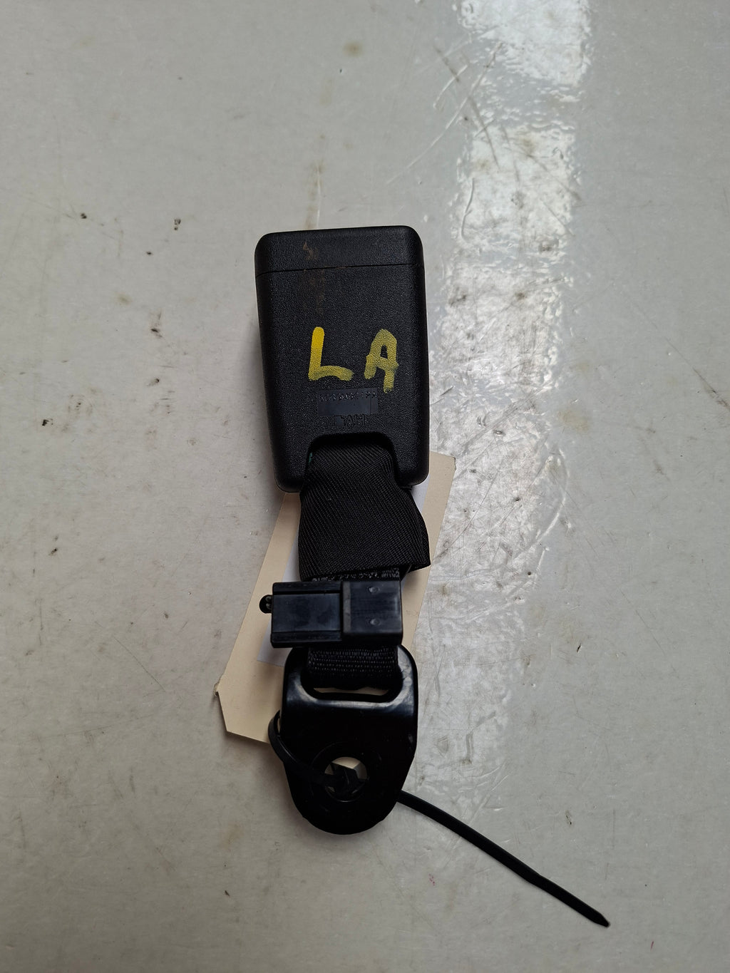 Gordelslot linksachter Peugeot 108 (B0 009 051 XX / B0 011 390 XX).