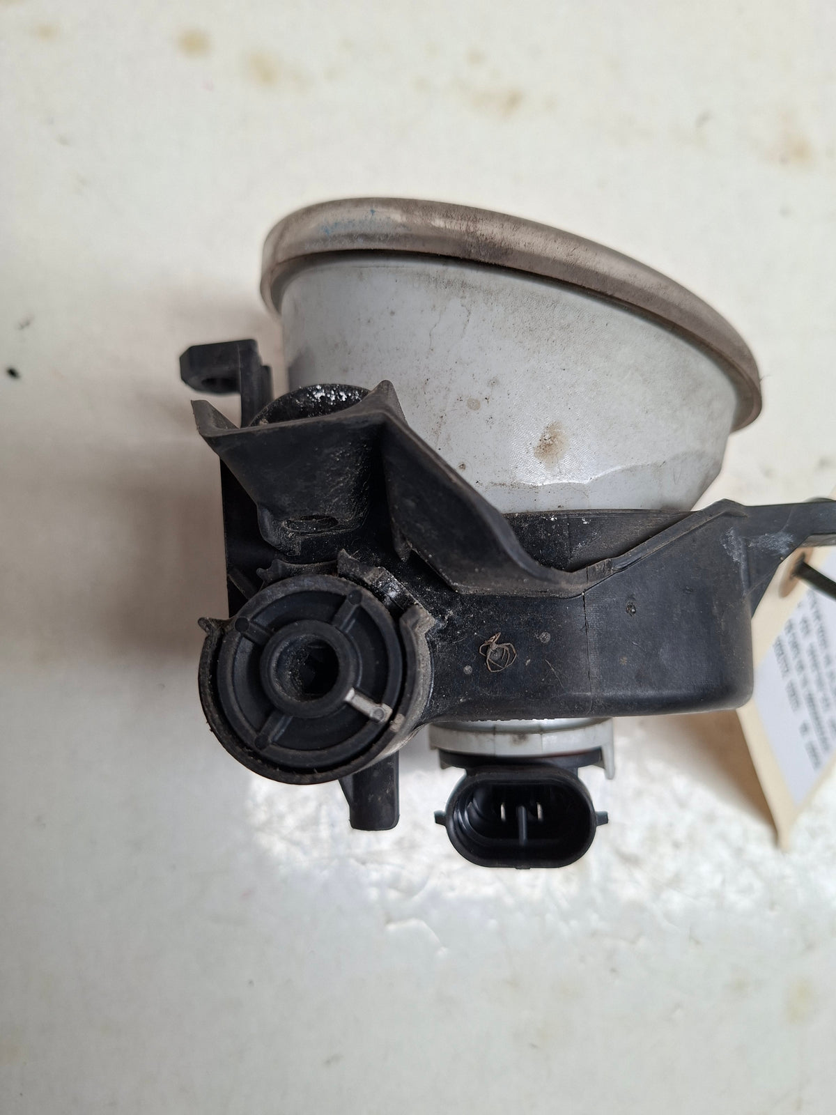 Origineel mistlicht linksvoor van een Peugeot 108 (OEM B0 009 781 80), bouwjaar 2019