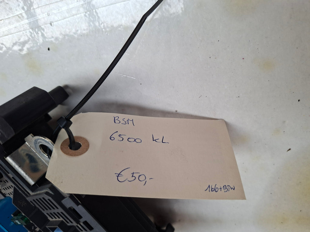 Originele BSM-module van een Peugeot 508 Berline 2.0 HDi (OEM 6500 KL), bouwjaar 2013