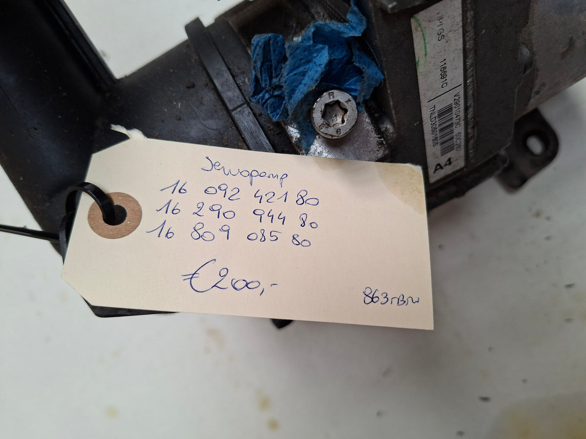 Originele servopomp van een Peugeot 508 Berline 2.0 HDi (OEM 16 092 421 80 / 16 290 944 80 / 16 809 085 80), bouwjaar 2013