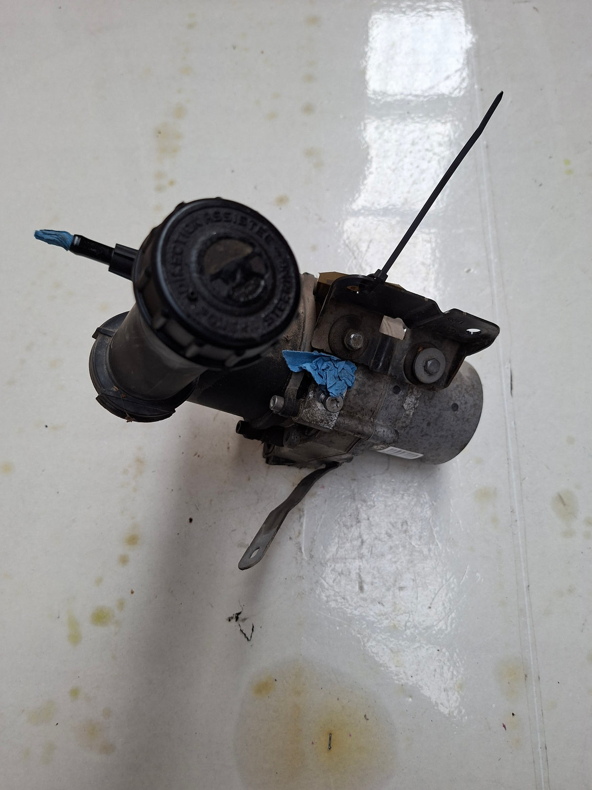 Servopomp Peugeot Partner B9 (16 163 841 80 / 16 808 946 80)