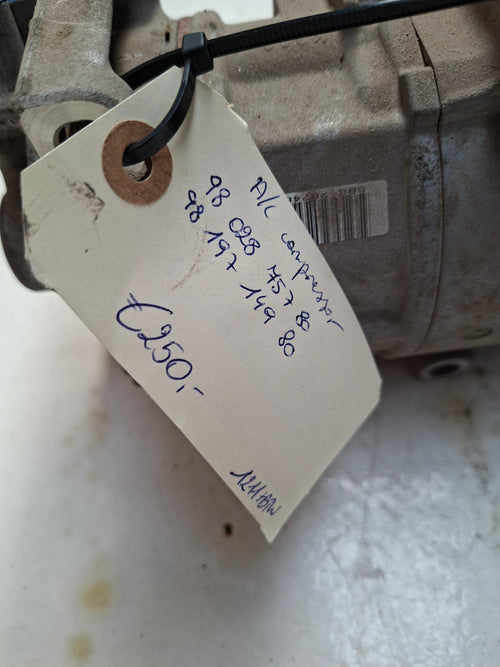 Originele aircocompressor van een Peugeot Partner B9 (OEM 98 028 757 80 / 98 197 149 80), bouwjaar 2018